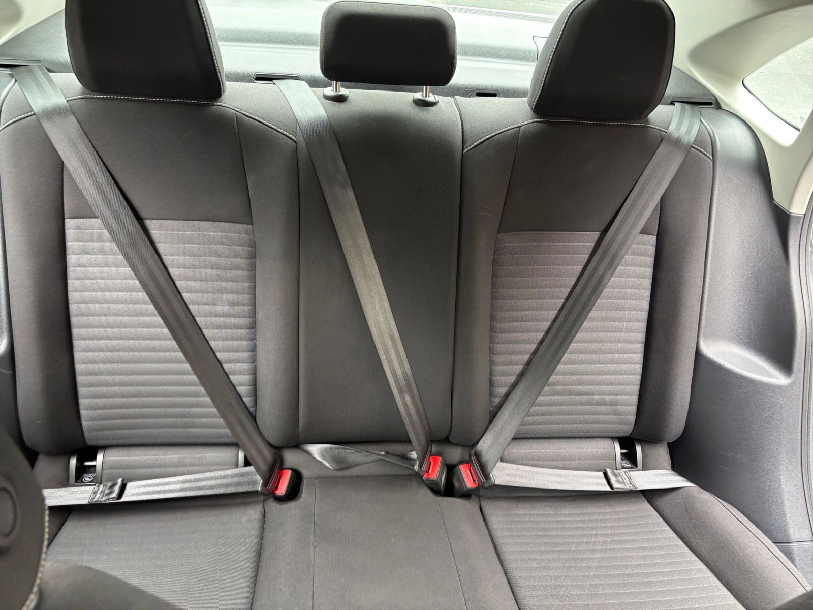 Thumbnail: 2025 Volkswagen Jetta - 33