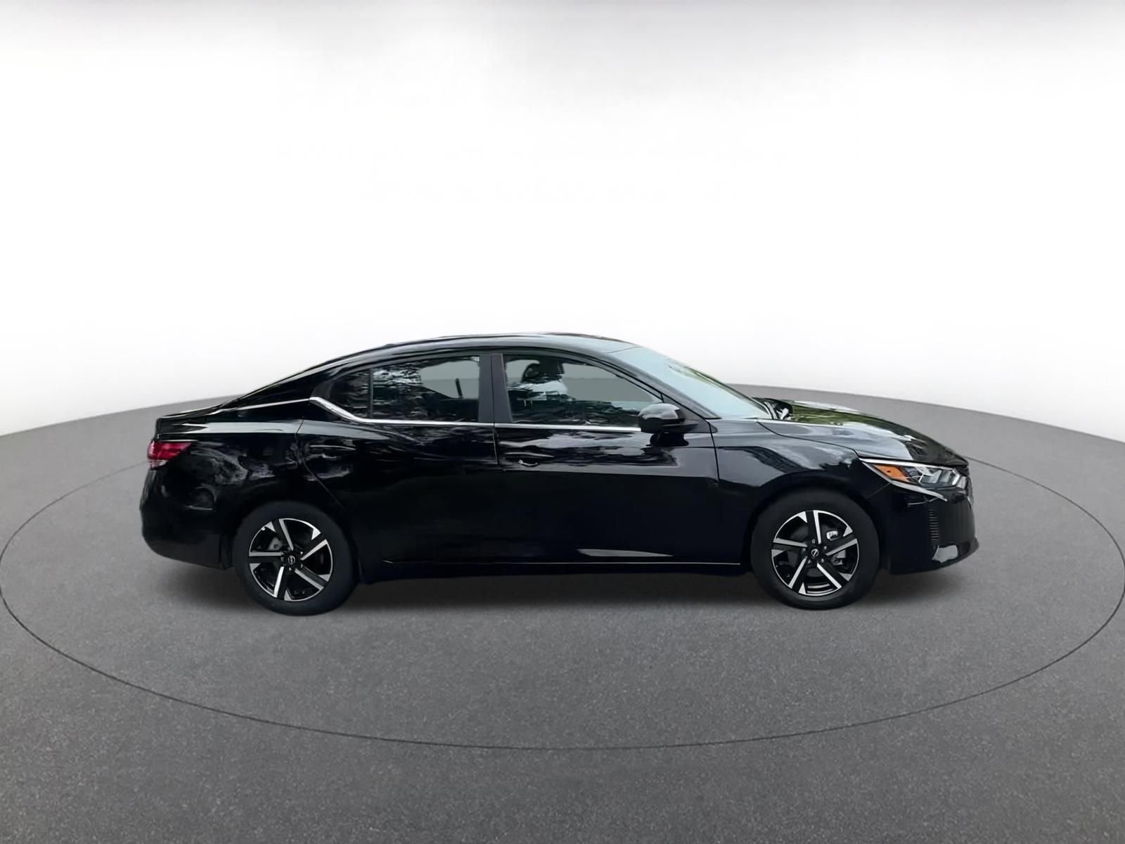 2024 Nissan Sentra SV 2