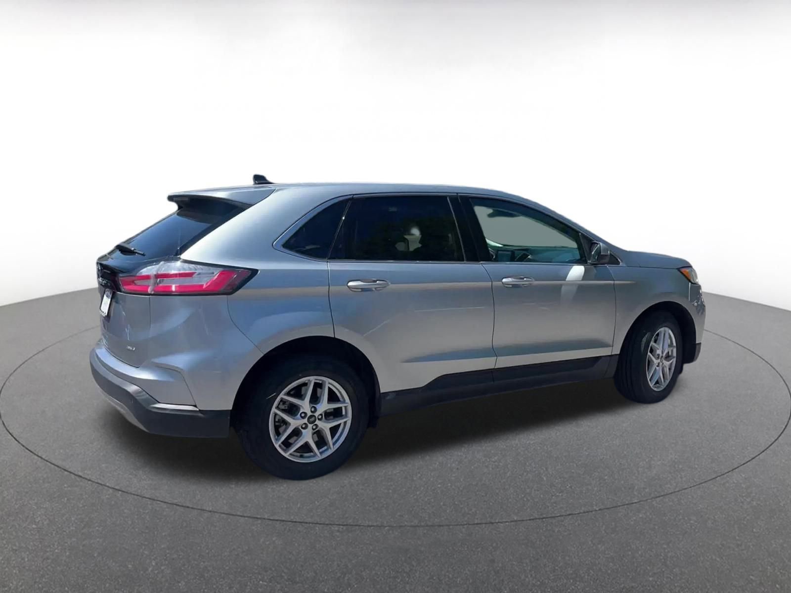 Thumbnail: 2024 Ford Edge - 15
