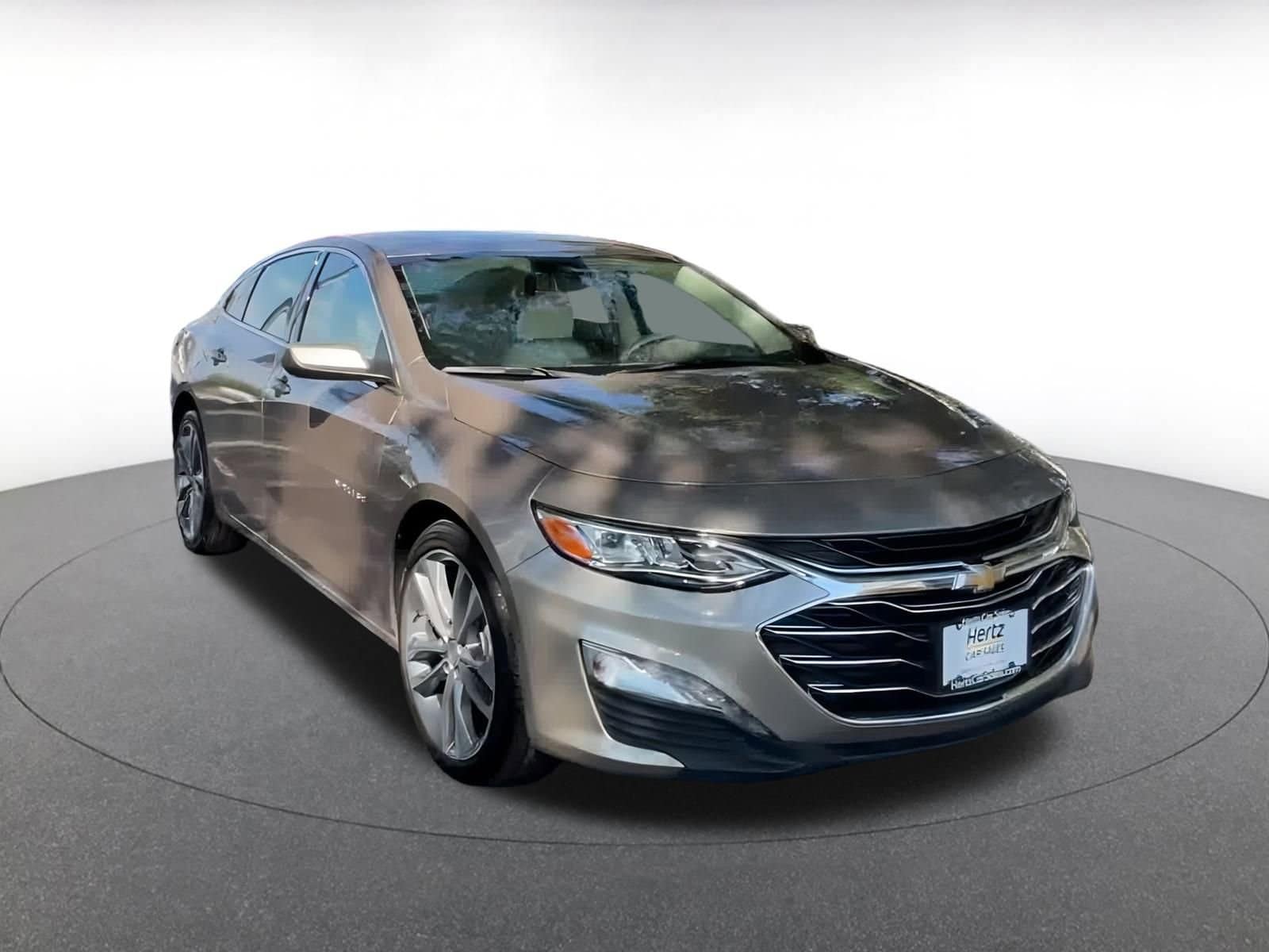 Thumbnail: 2024 Chevrolet Malibu - 3