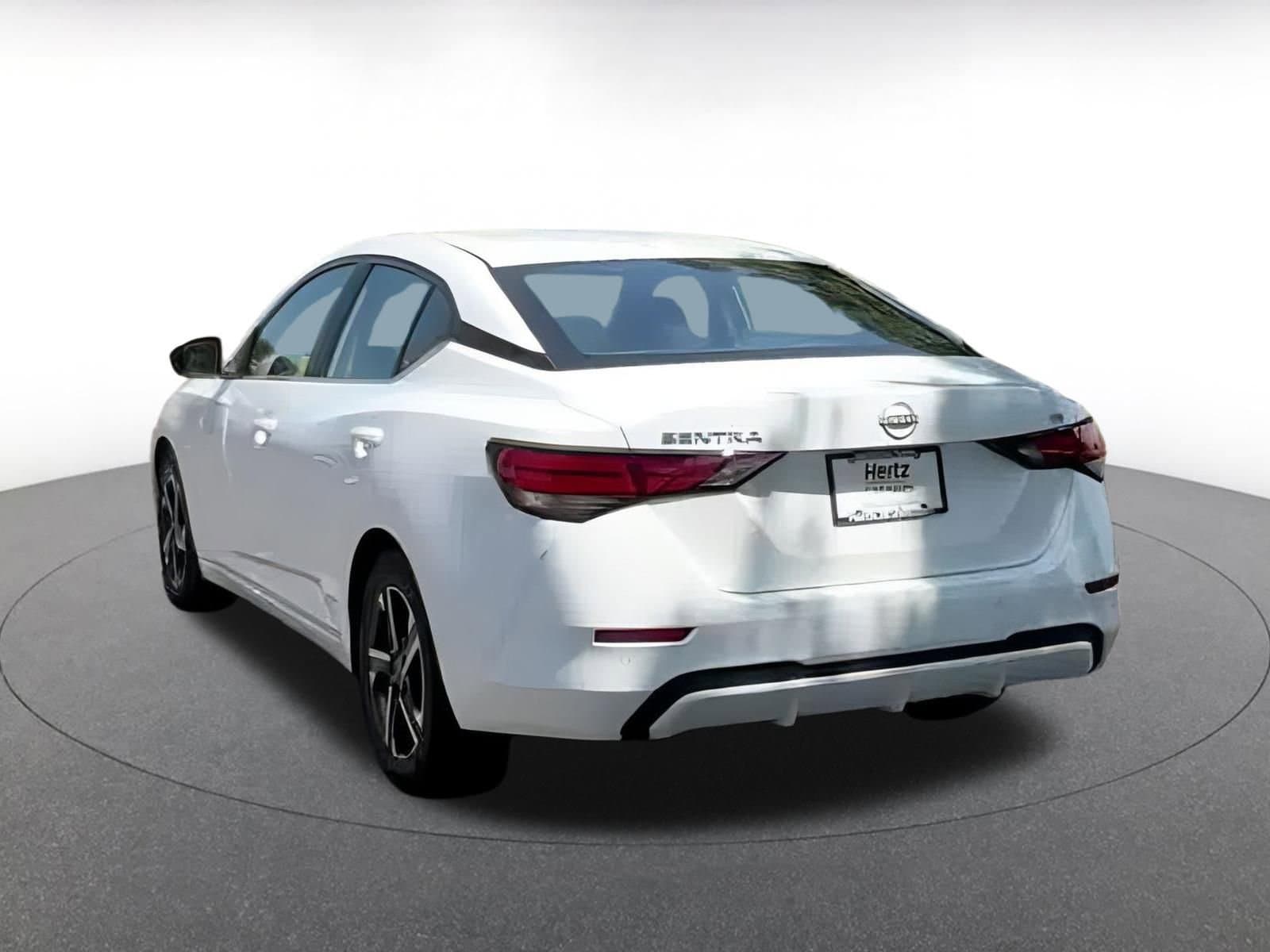 Thumbnail: 2024 Nissan Sentra - 15