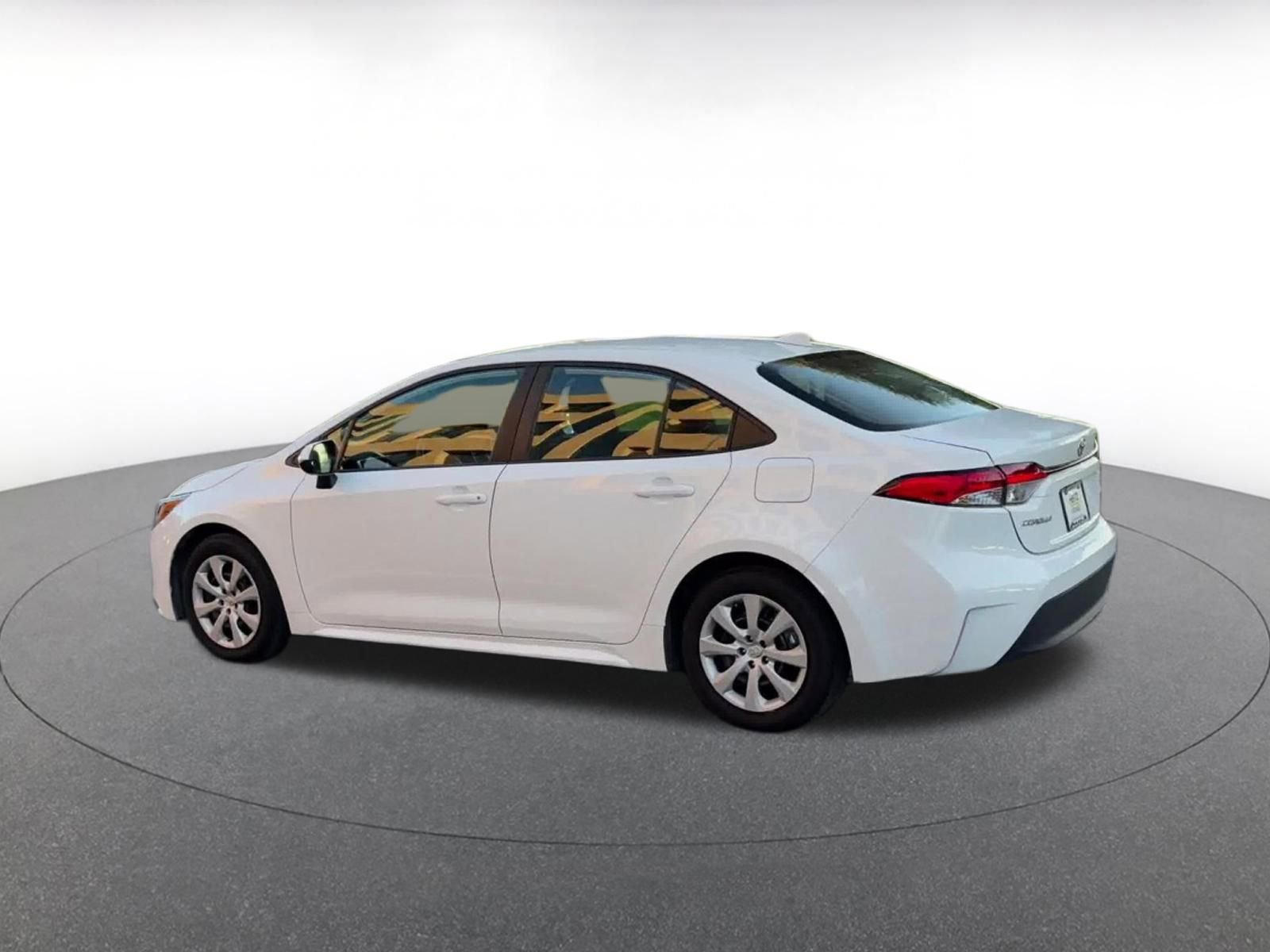 Thumbnail: 2025 Toyota Corolla - 10