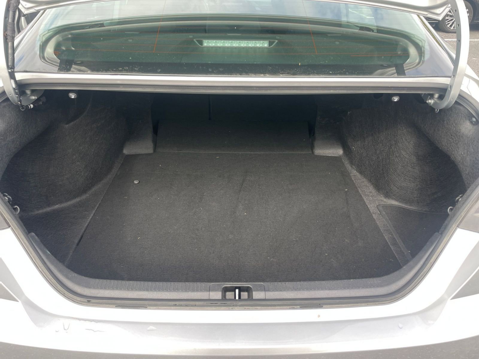 Thumbnail: 2025 Toyota Camry - 25