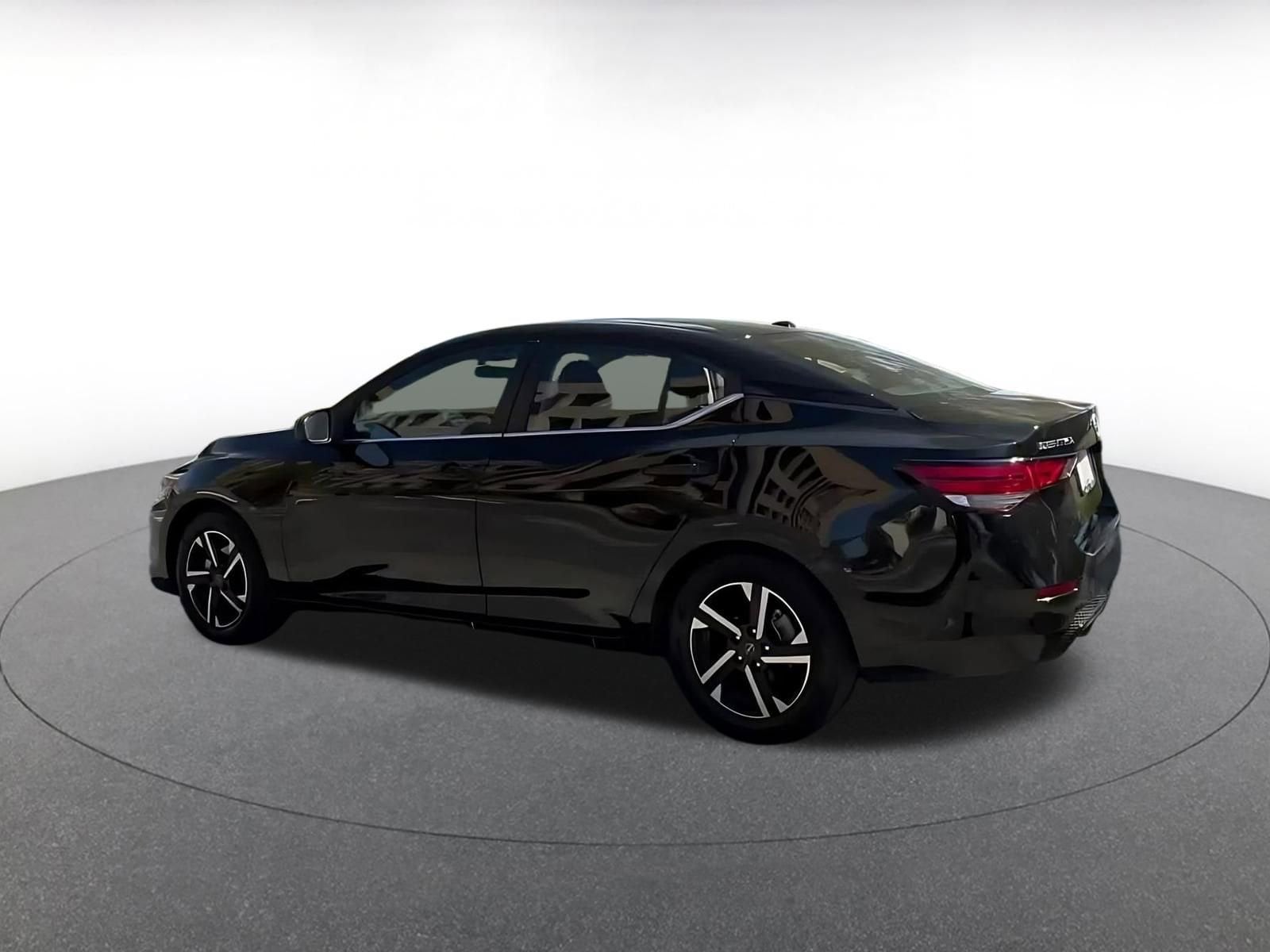 Thumbnail: 2025 Nissan Sentra - 8