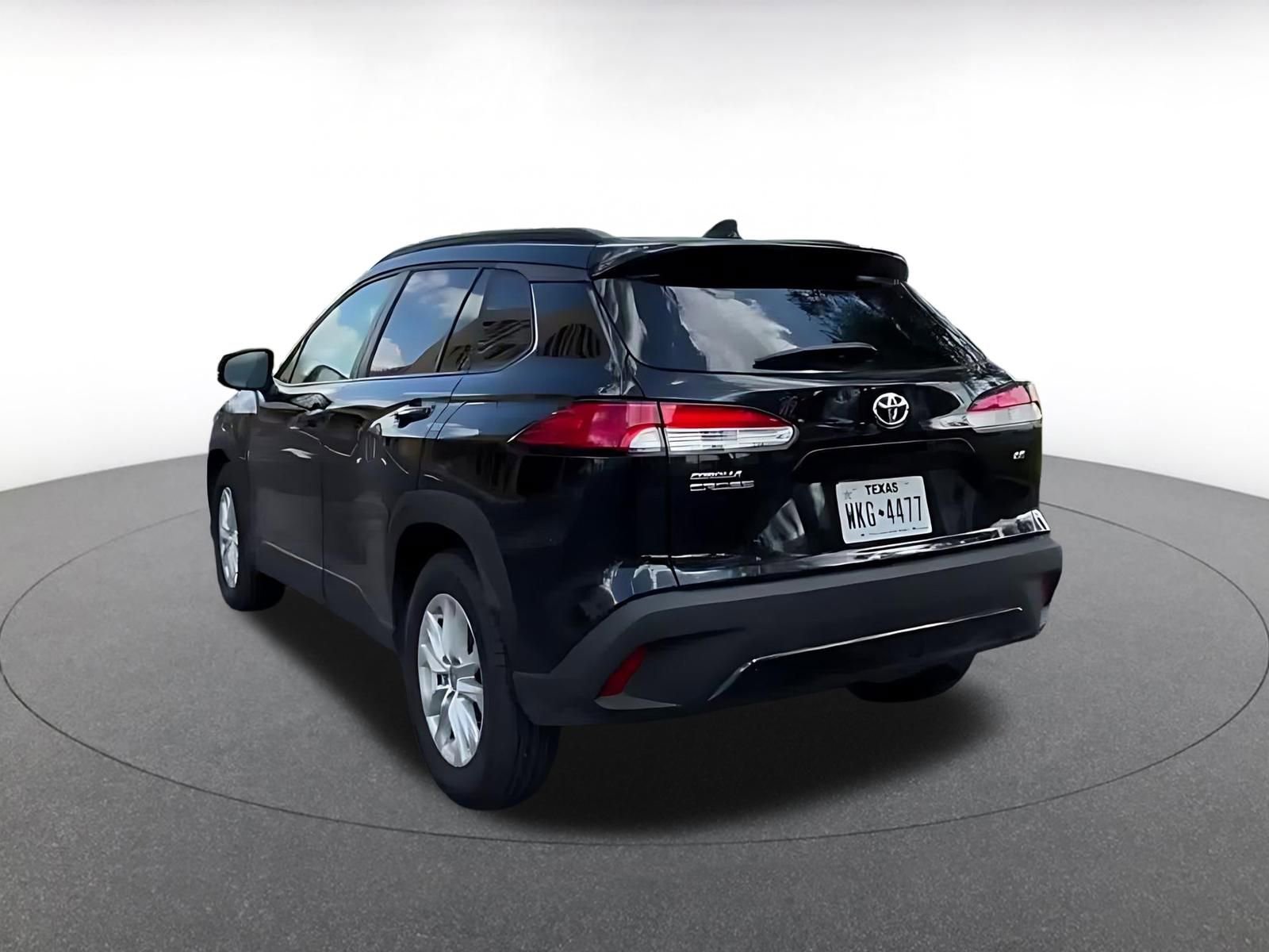 Thumbnail: 2025 Toyota Corolla Cross - 11