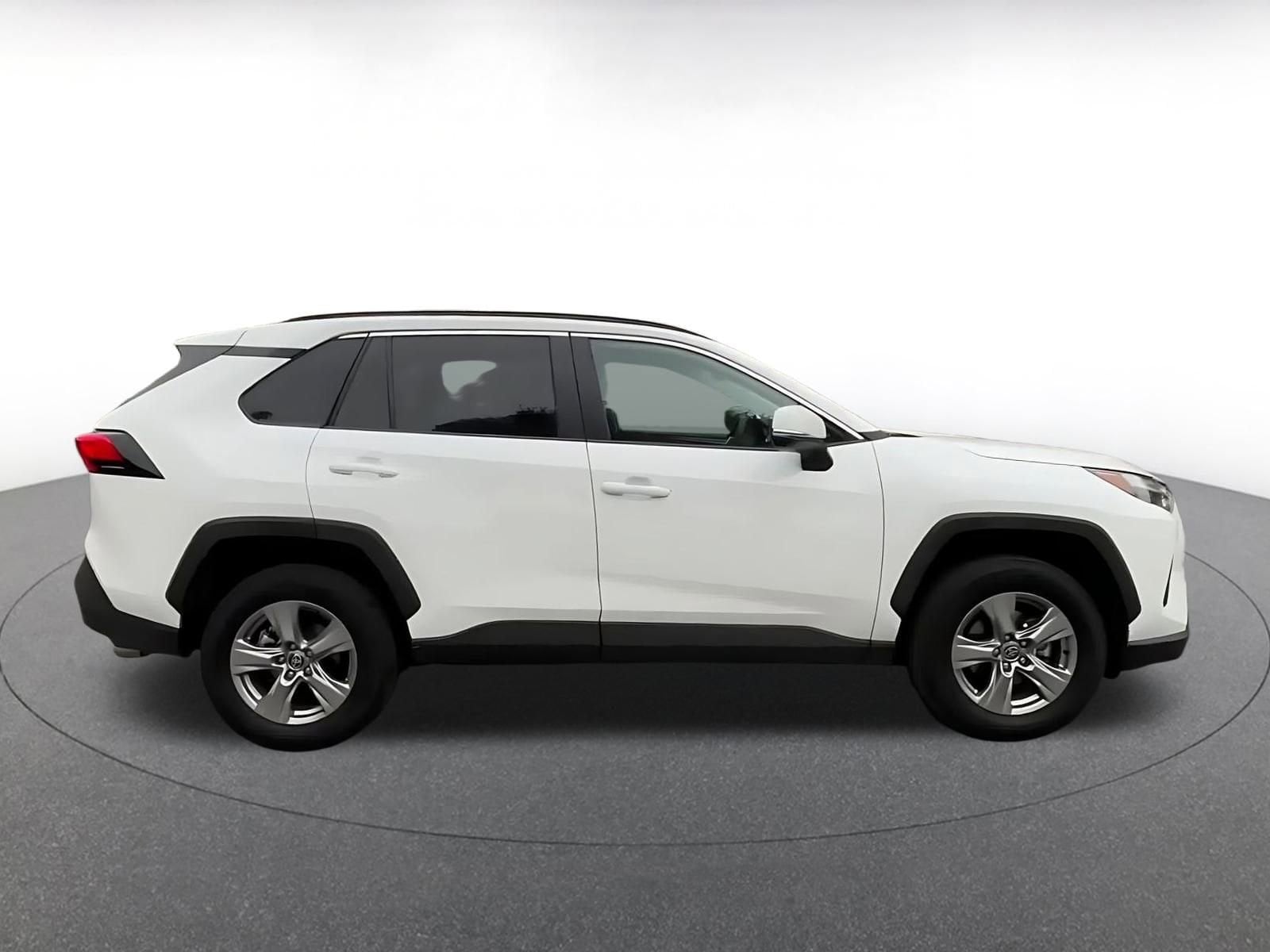 Thumbnail: 2025 Toyota RAV4 - 16