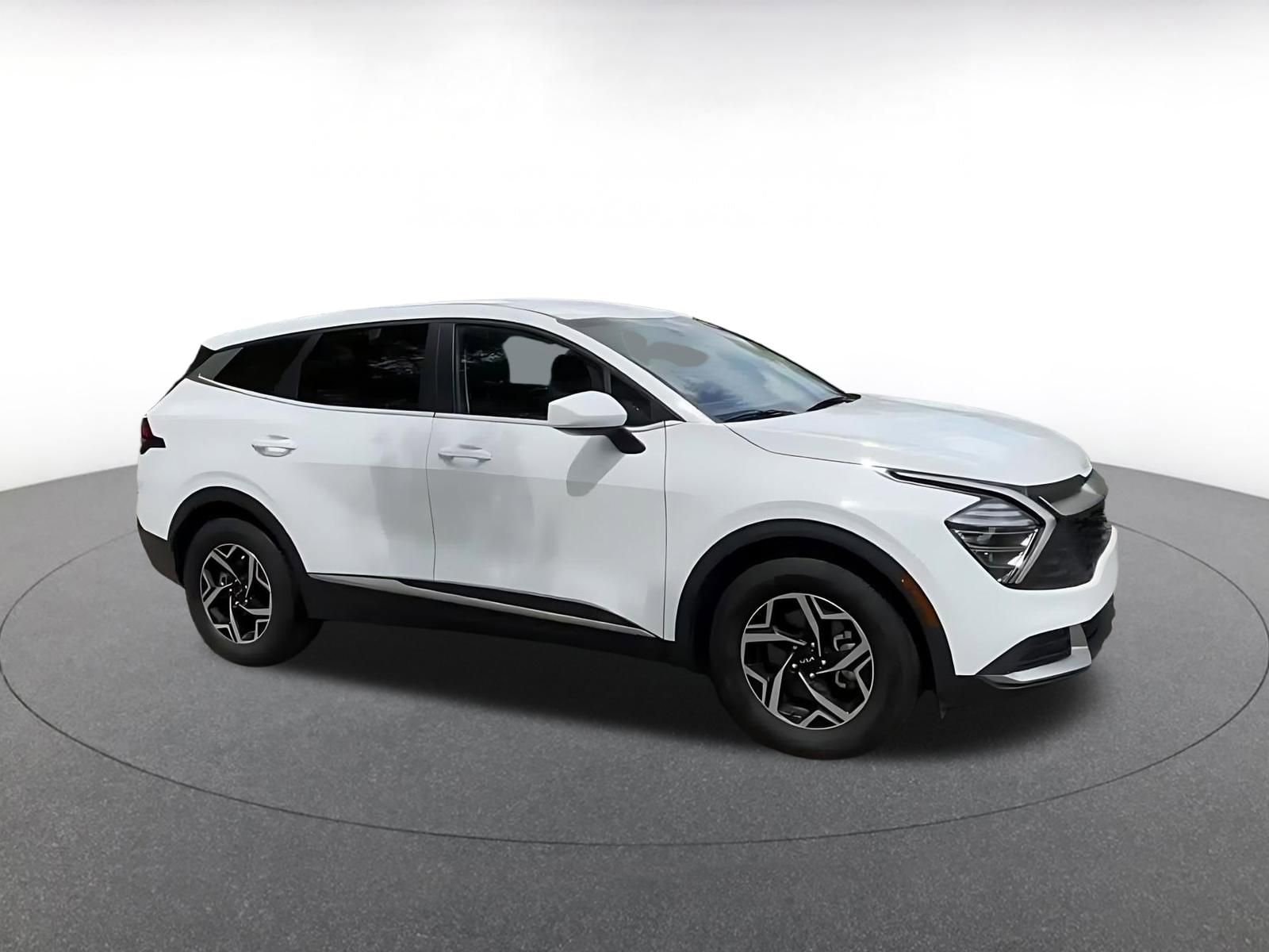 Thumbnail: 2025 Kia Sportage - 2