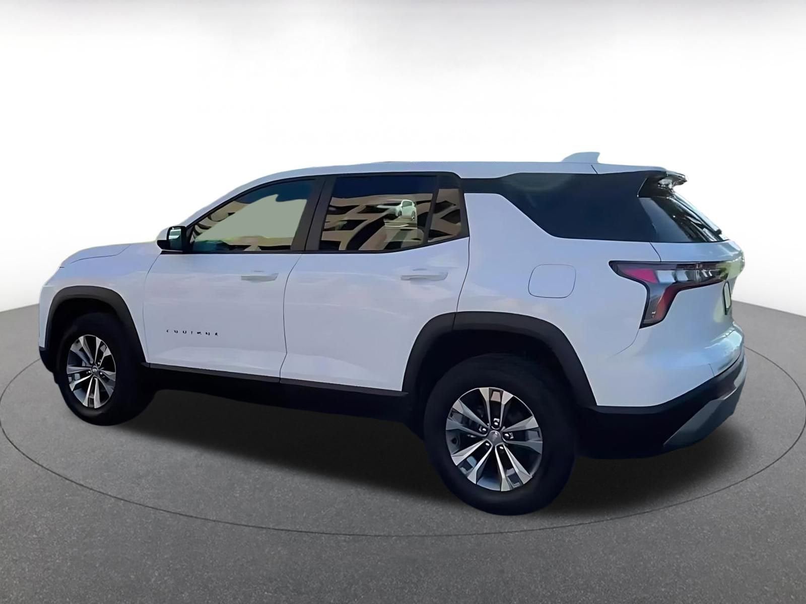 Thumbnail: 2025 Chevrolet Equinox - 10