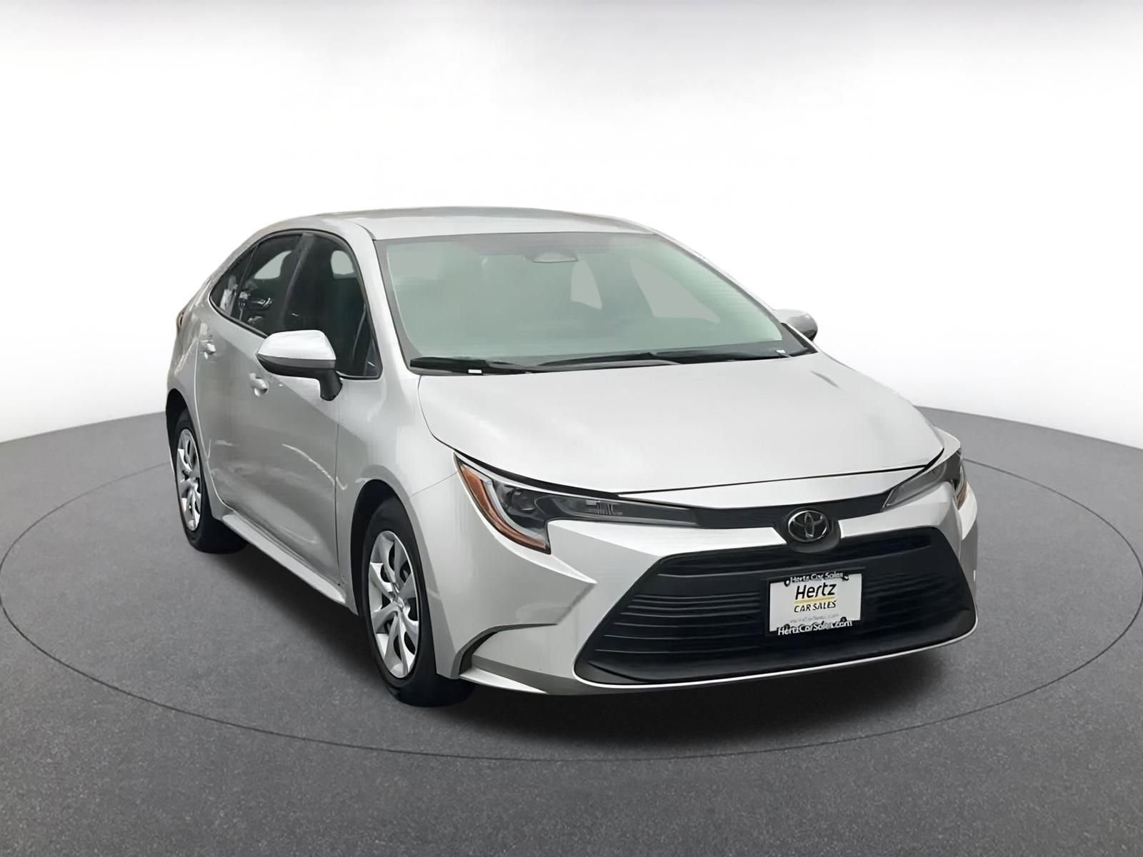 Thumbnail: 2025 Toyota Corolla - 3