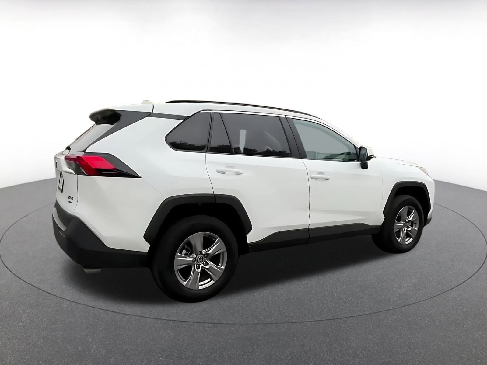 Thumbnail: 2025 Toyota RAV4 - 15