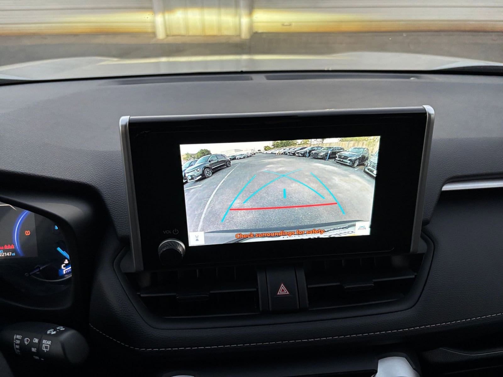 Thumbnail: 2025 Toyota RAV4 - 18