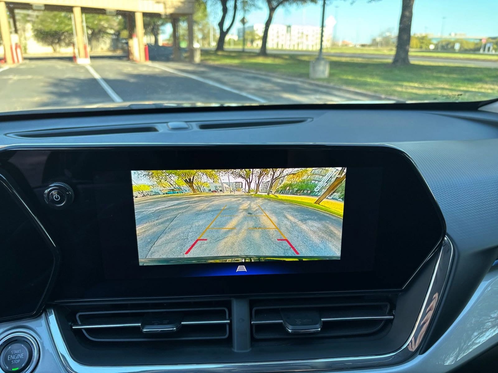 Thumbnail: 2025 Chevrolet Trax - 20