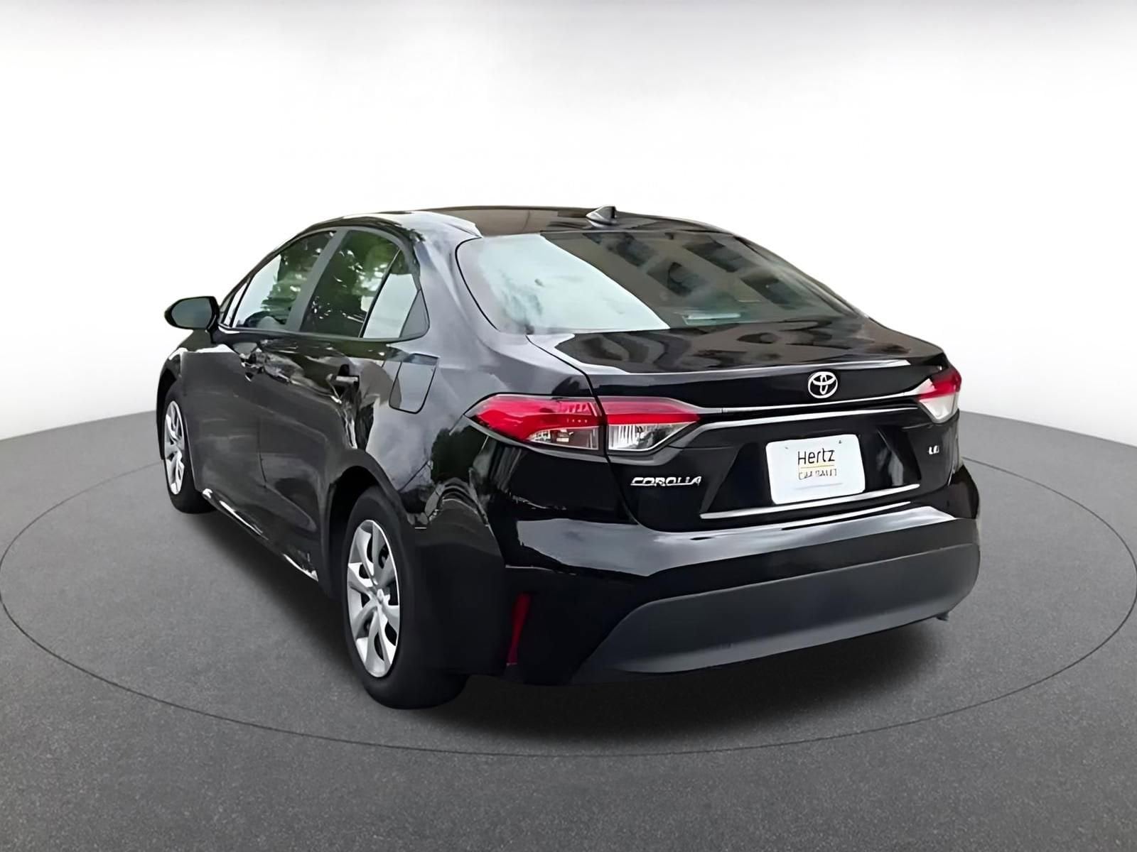 Thumbnail: 2025 Toyota Corolla - 10