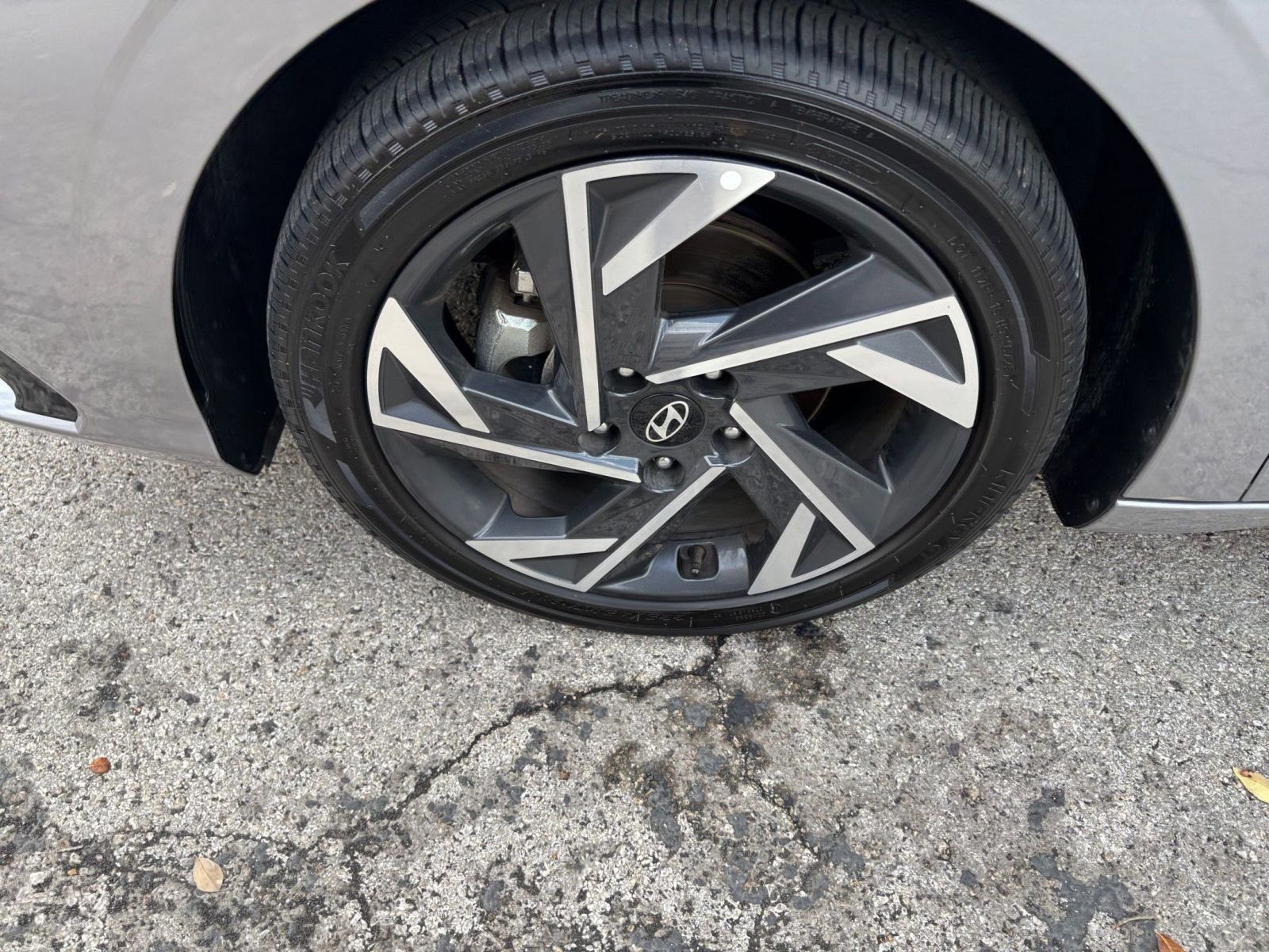 Thumbnail: 2025 Hyundai Elantra - 27