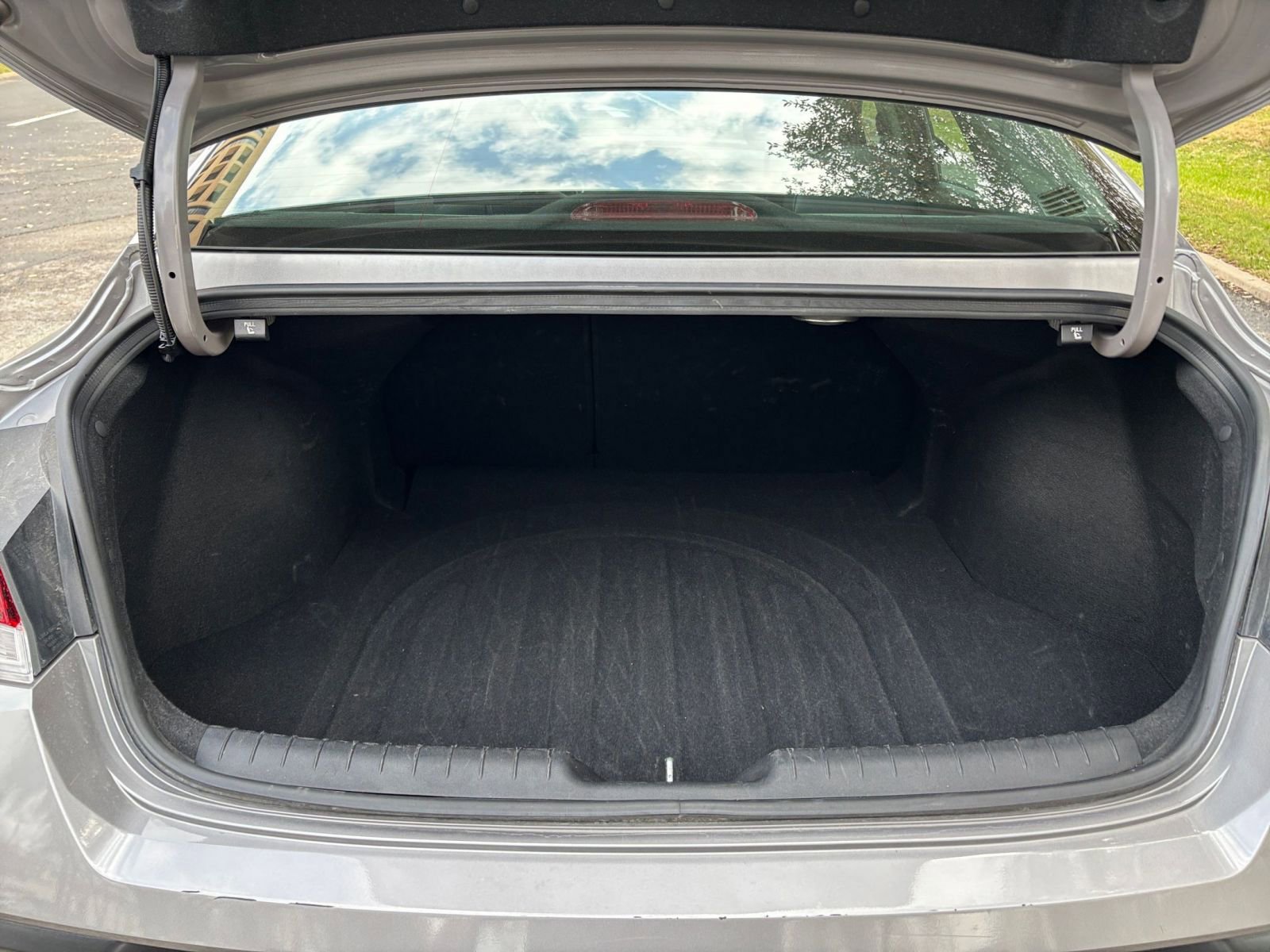 Thumbnail: 2025 Hyundai Elantra - 28