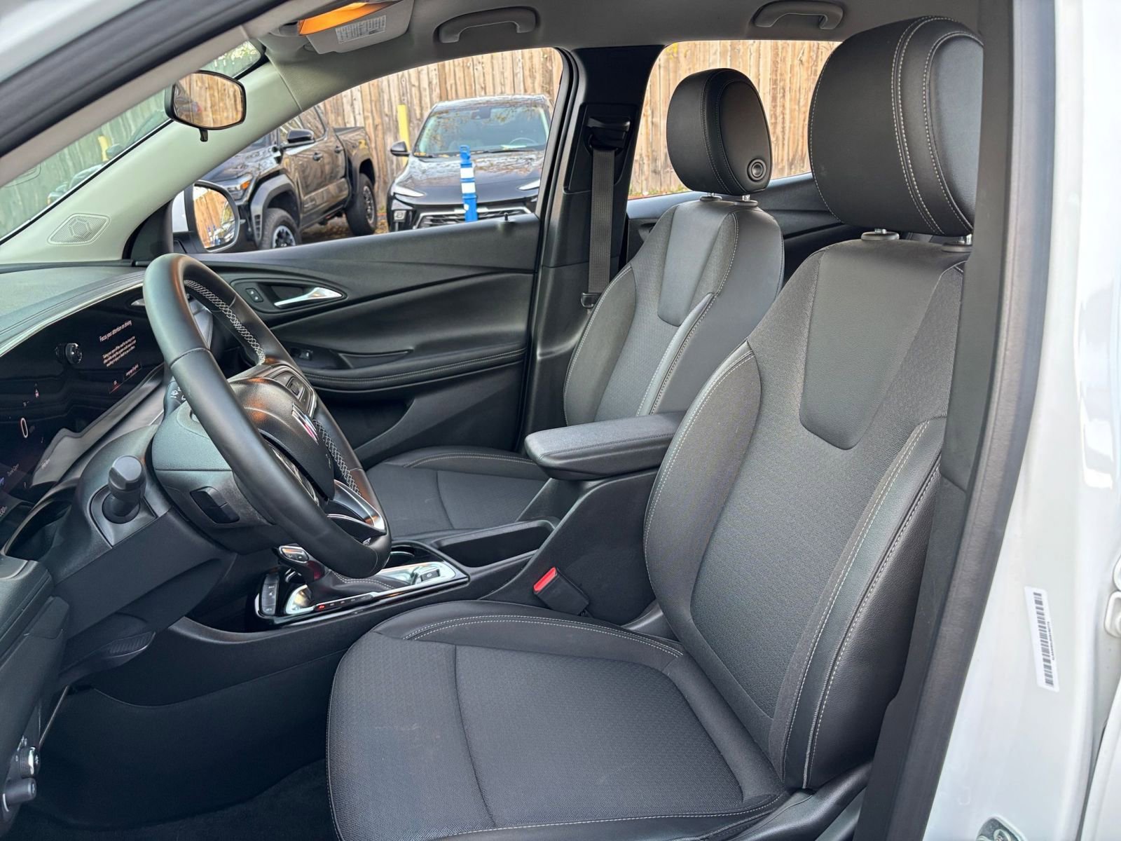 Thumbnail: 2025 Buick Encore GX - 30