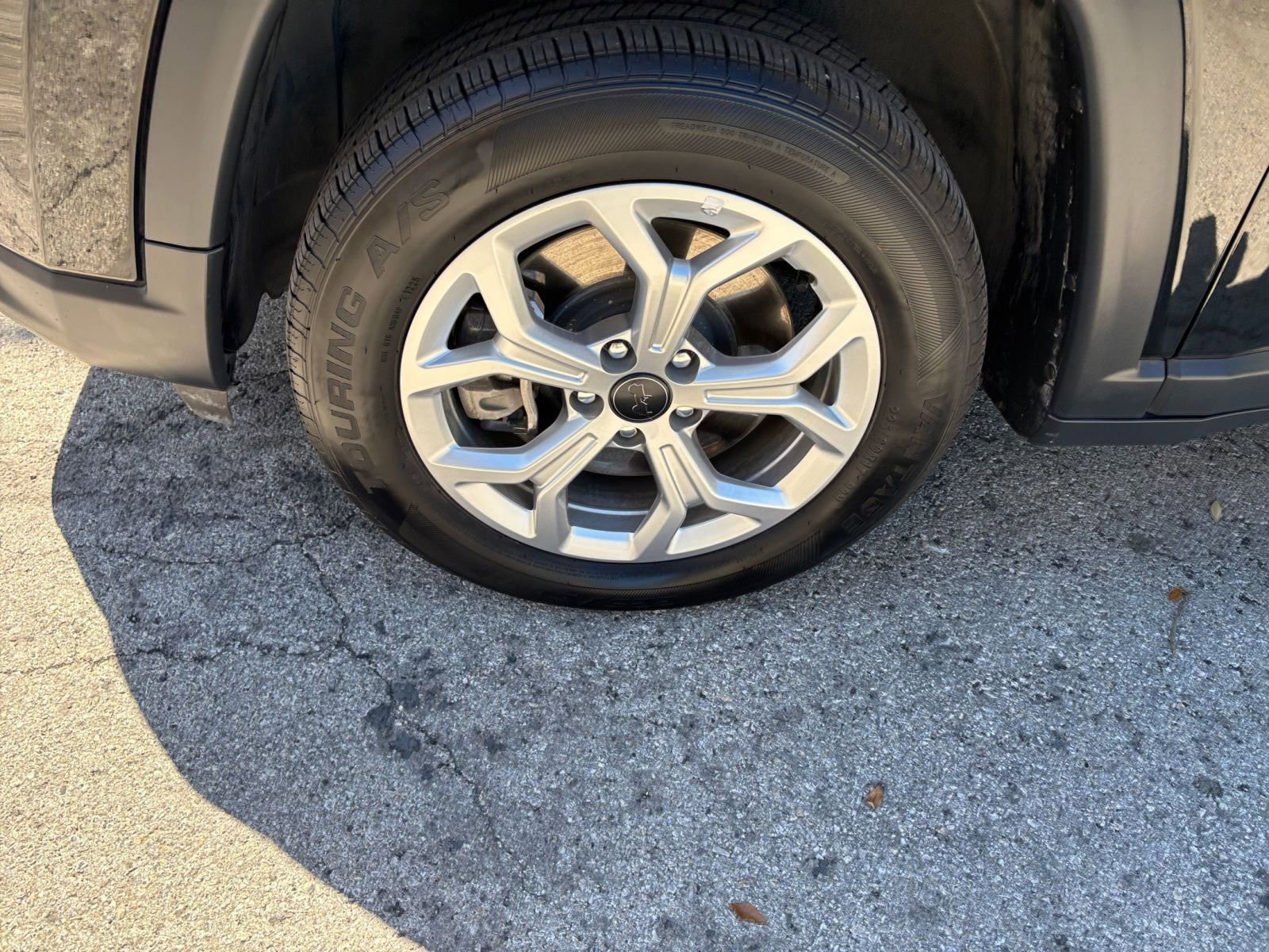 Thumbnail: 2025 Jeep Compass - 25