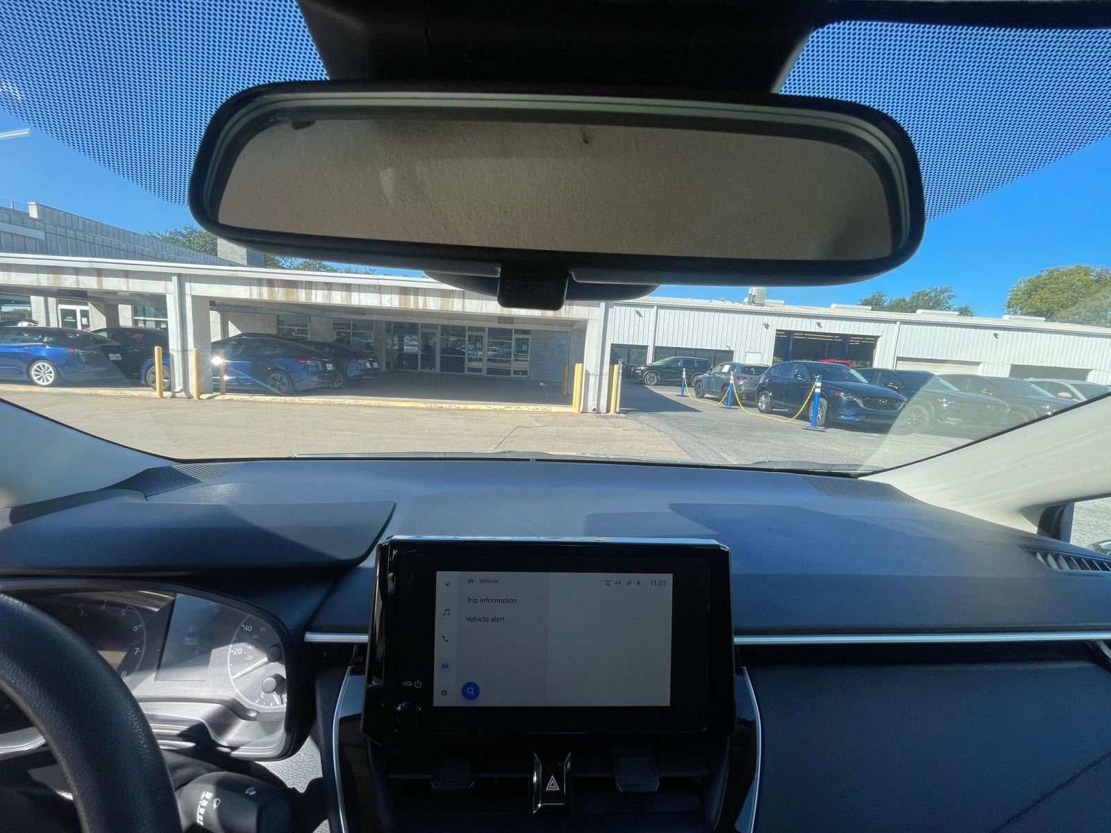 Thumbnail: 2025 Toyota Corolla - 27