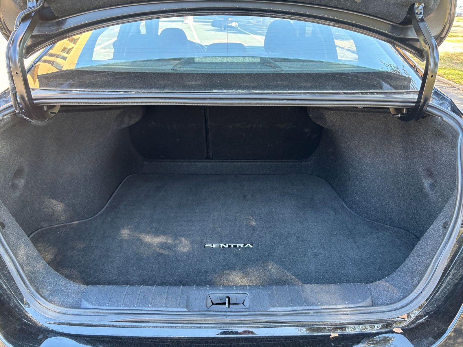 Thumbnail: 2025 Nissan Sentra - 26