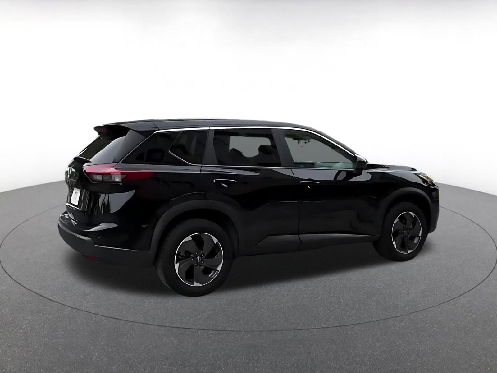 Thumbnail: 2025 Nissan Rogue - 13