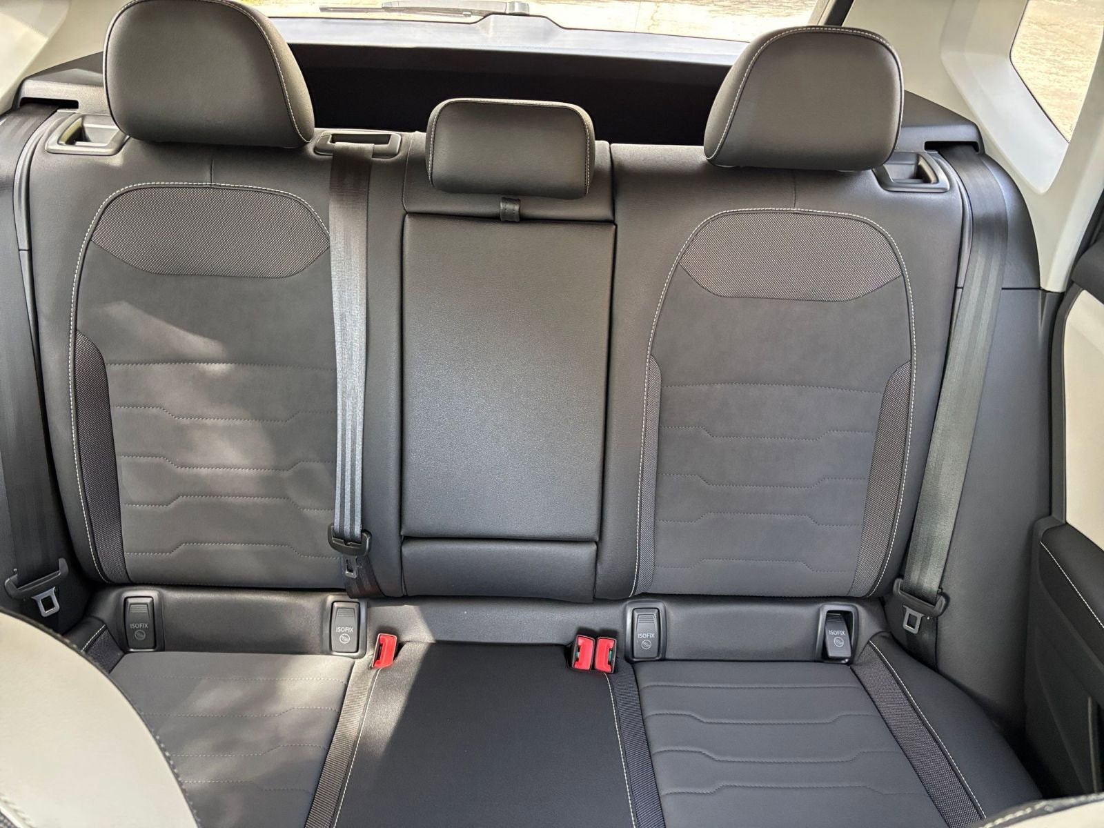 Thumbnail: 2025 Volkswagen Taos - 33