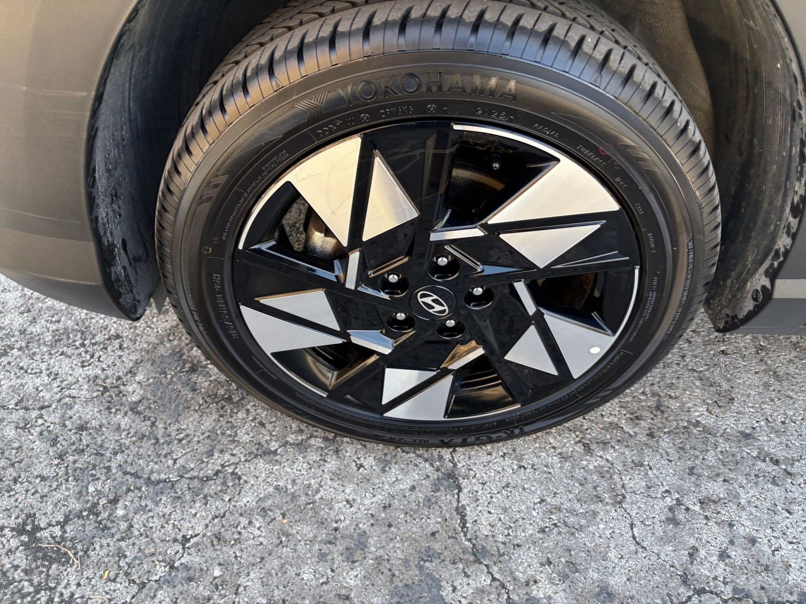 Thumbnail: 2025 Hyundai Kona - 25