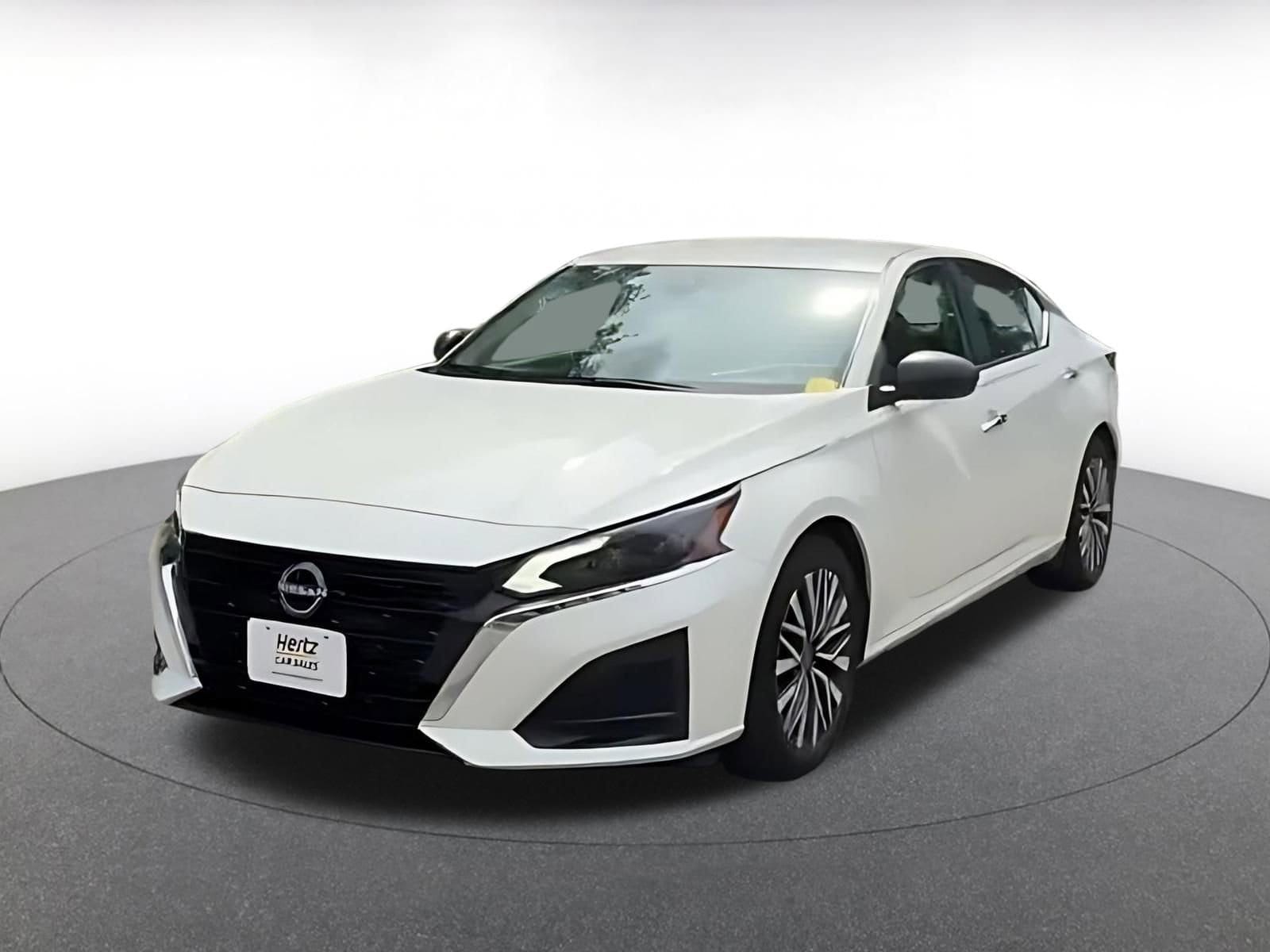 Thumbnail: 2025 Nissan Altima - 6