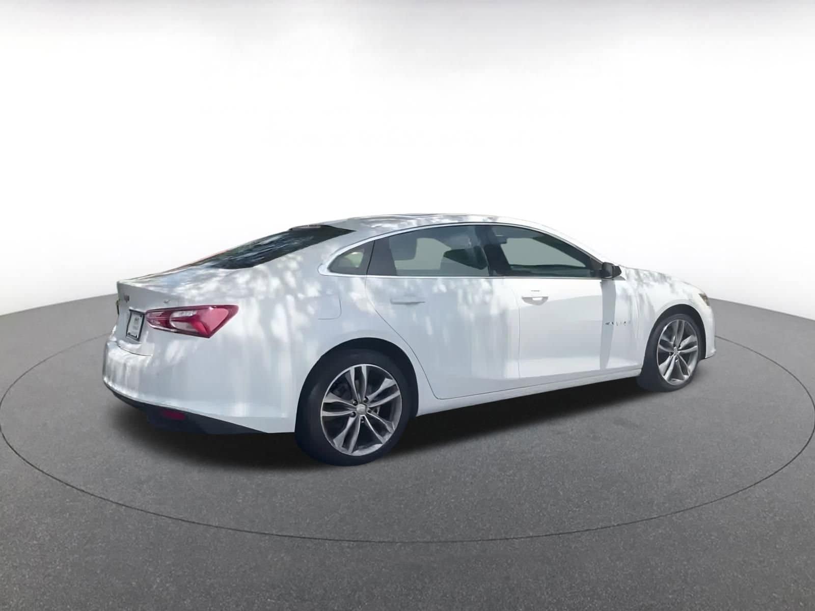 Thumbnail: 2024 Chevrolet Malibu - 13