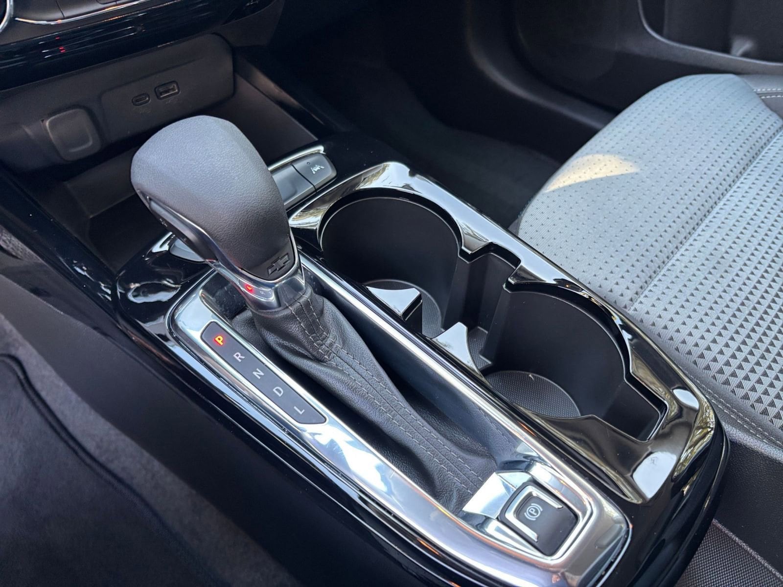 Thumbnail: 2025 Chevrolet Trax - 35