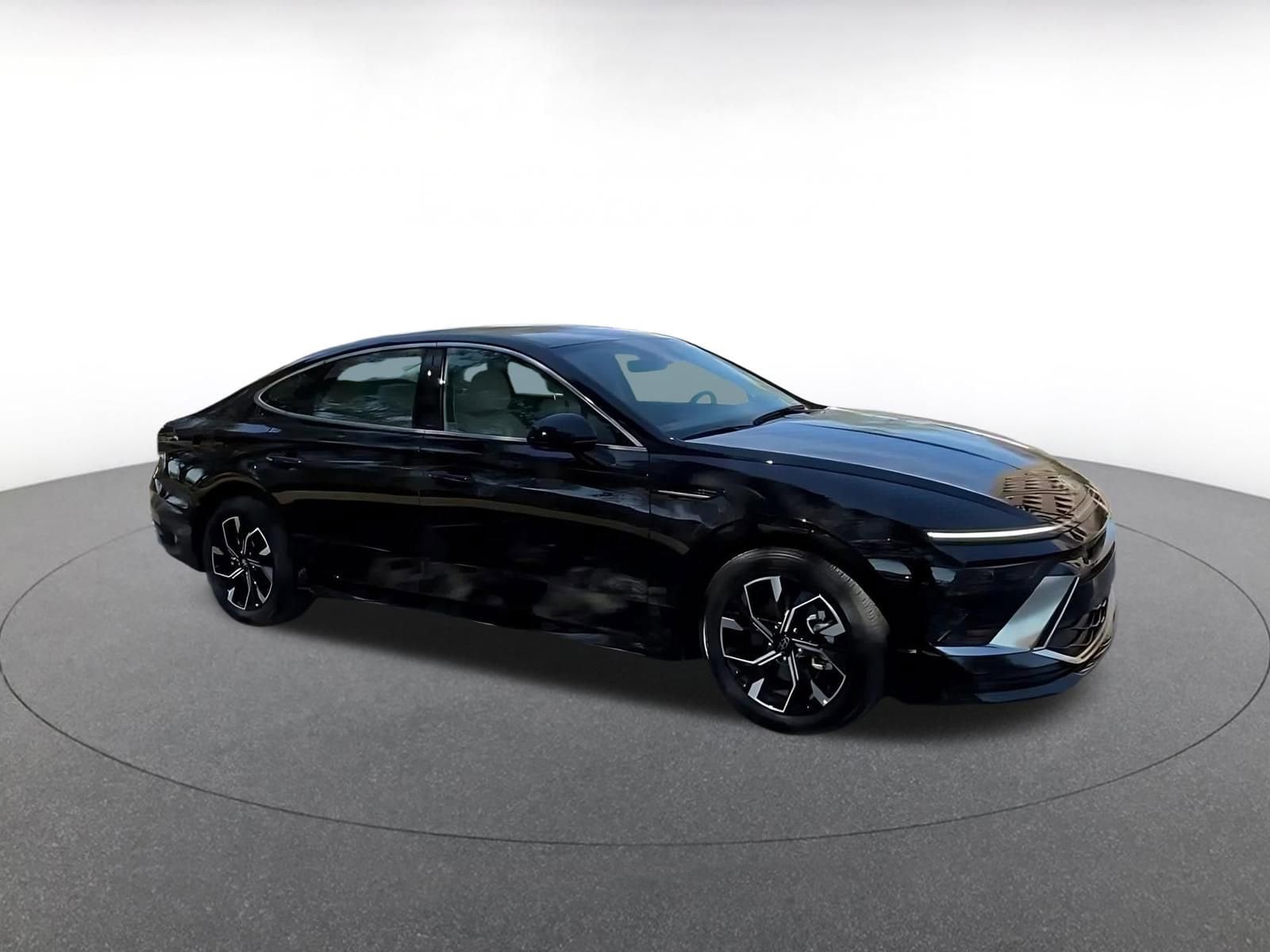 Thumbnail: 2025 Hyundai Sonata - 2