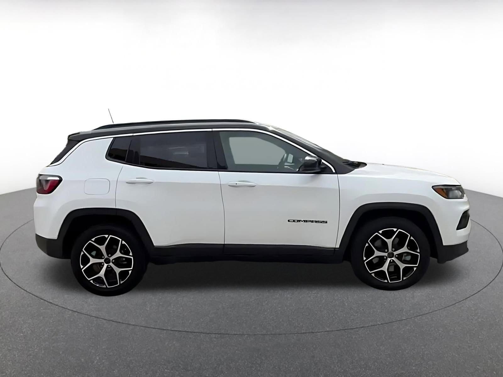 Thumbnail: 2025 Jeep Compass - 16