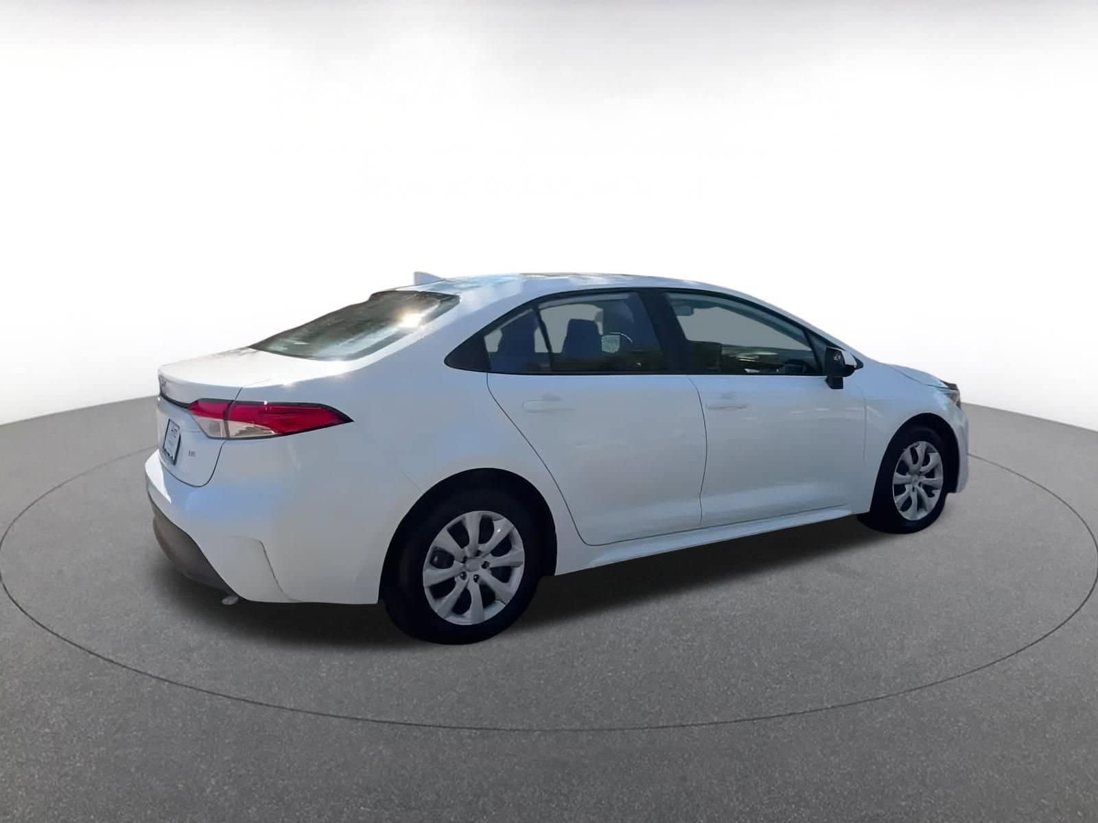 Thumbnail: 2025 Toyota Corolla - 15