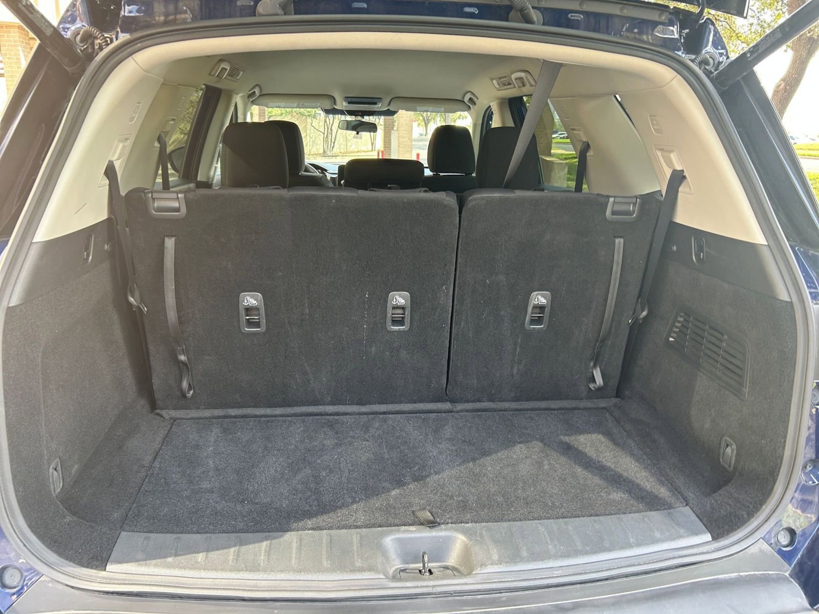 Thumbnail: 2025 Nissan Pathfinder - 31