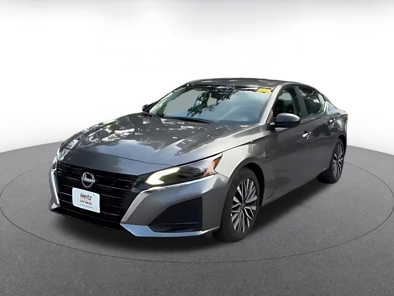Thumbnail: 2025 Nissan Altima - 6