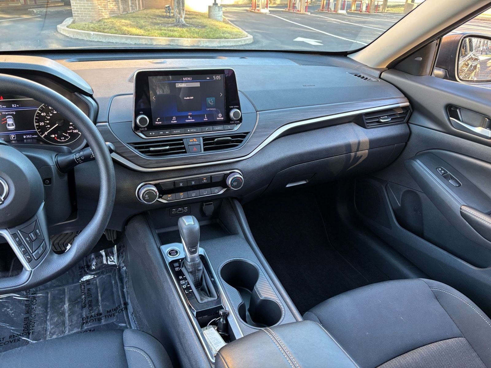 Thumbnail: 2025 Nissan Altima - 30