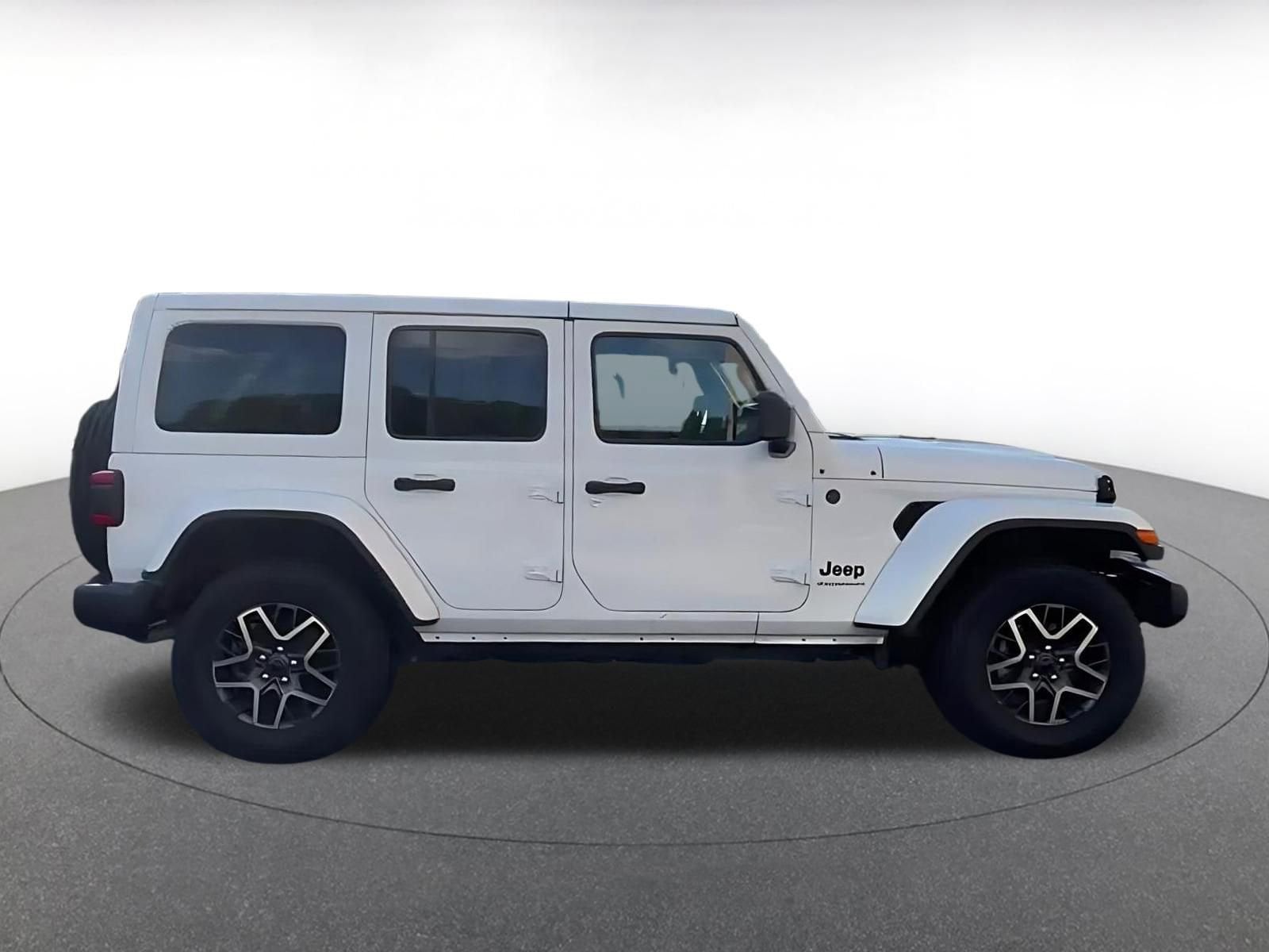 Thumbnail: 2025 Jeep Wrangler - 8
