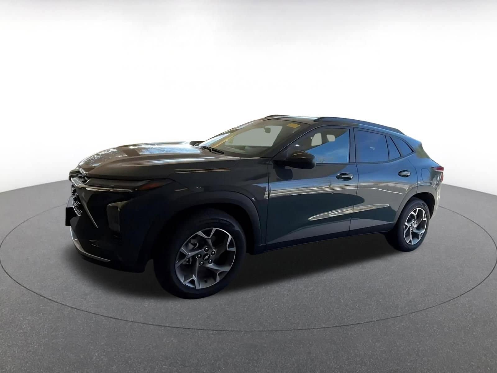 Thumbnail: 2025 Chevrolet Trax - 7