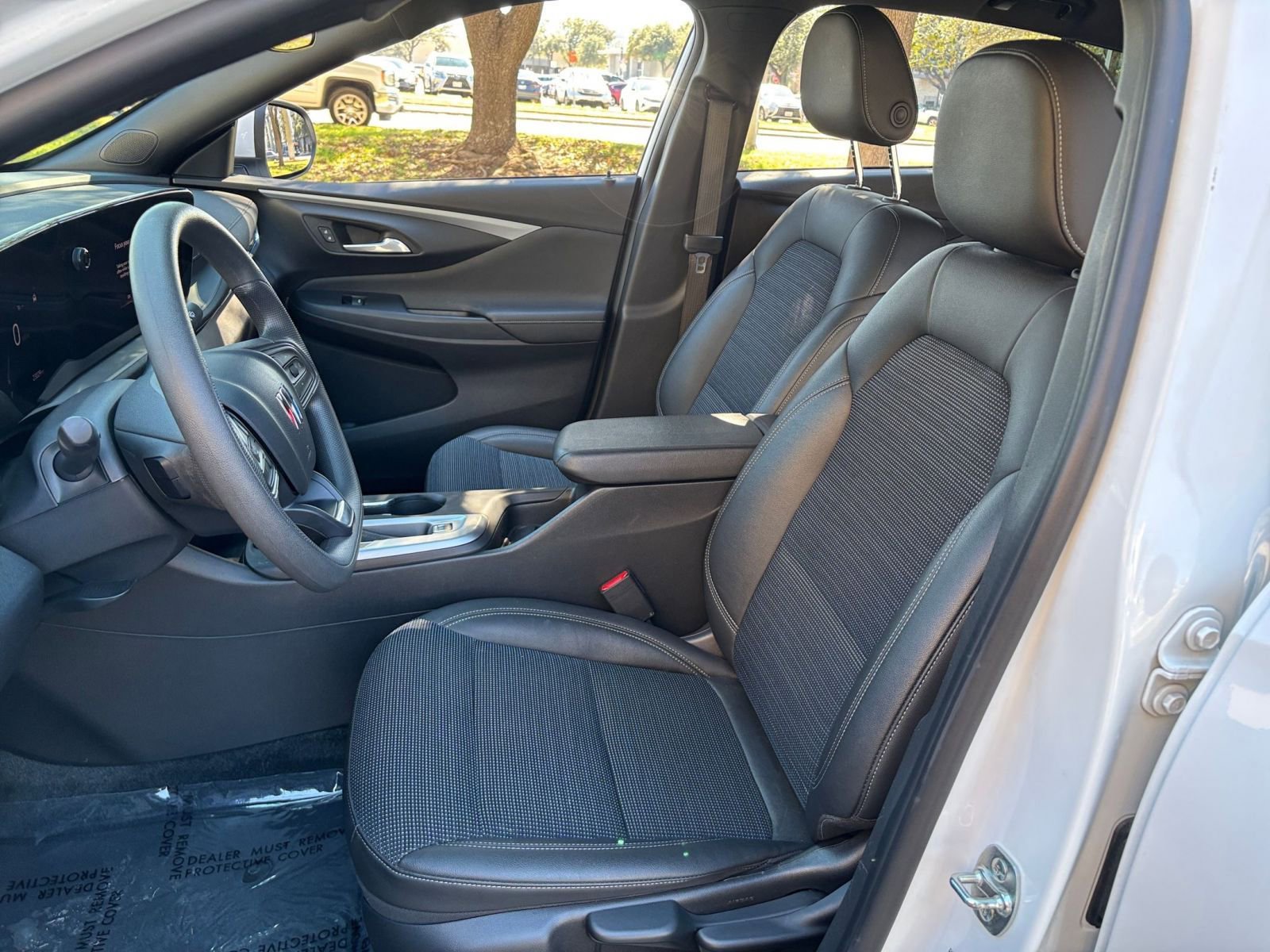 Thumbnail: 2025 Buick Envista - 31