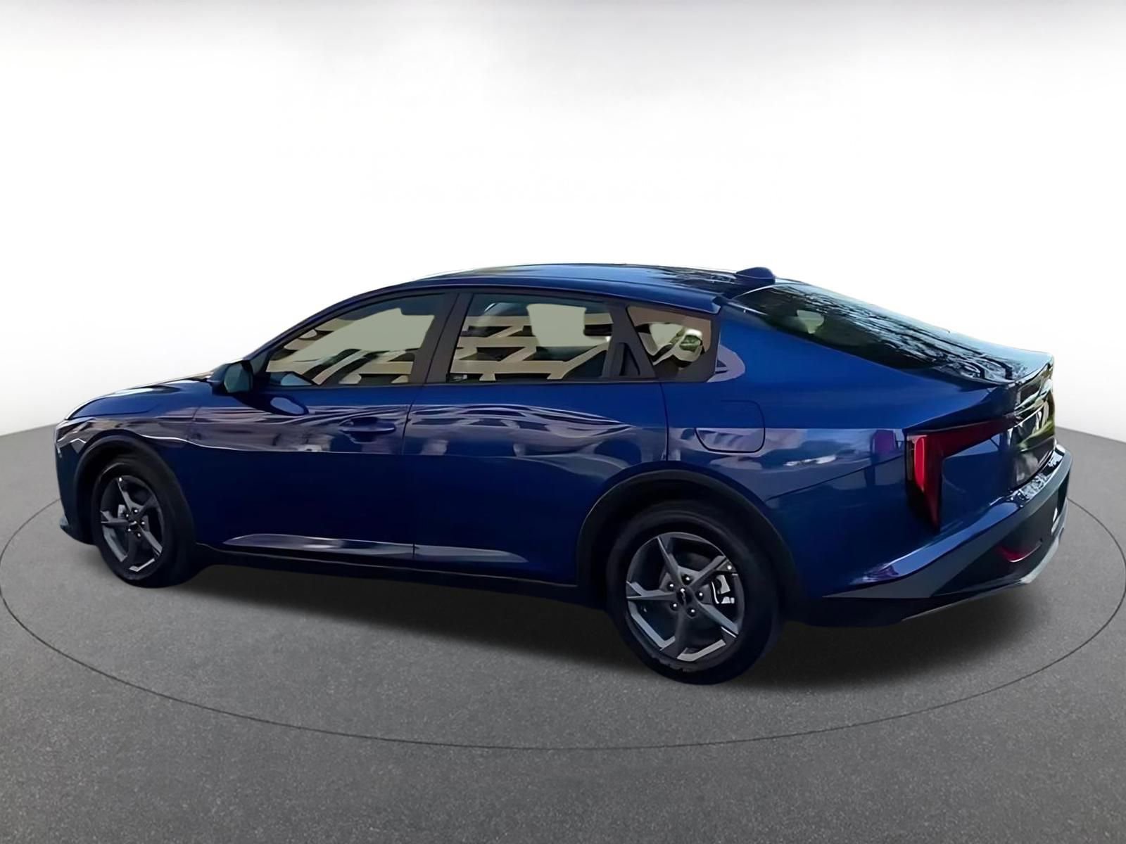 Thumbnail: 2025 Kia K4 - 10