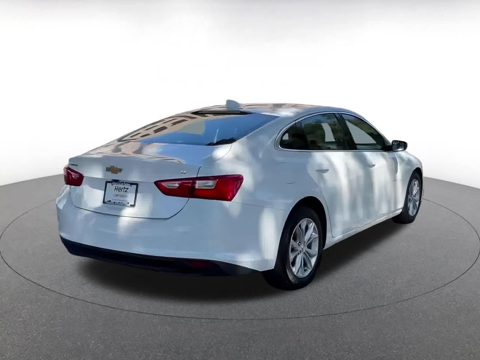Thumbnail: 2024 Chevrolet Malibu - 13