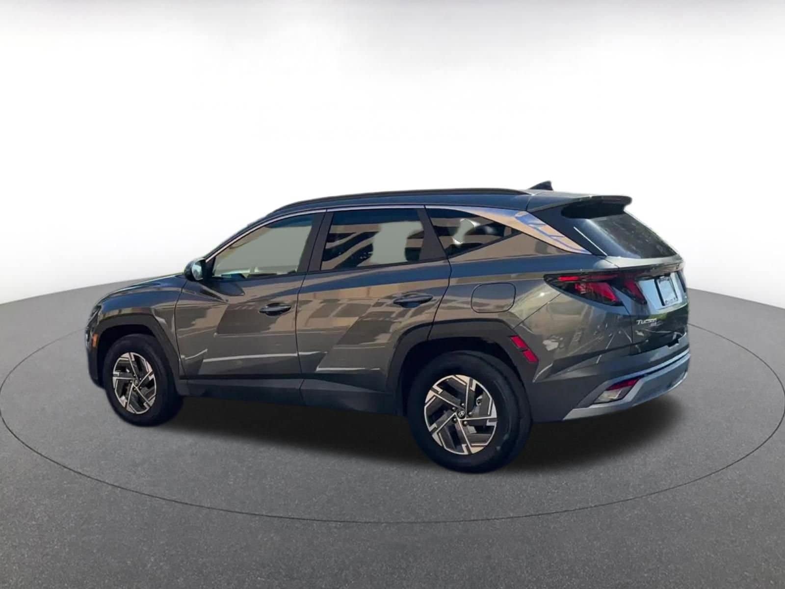 Thumbnail: 2025 Hyundai Tucson - 10