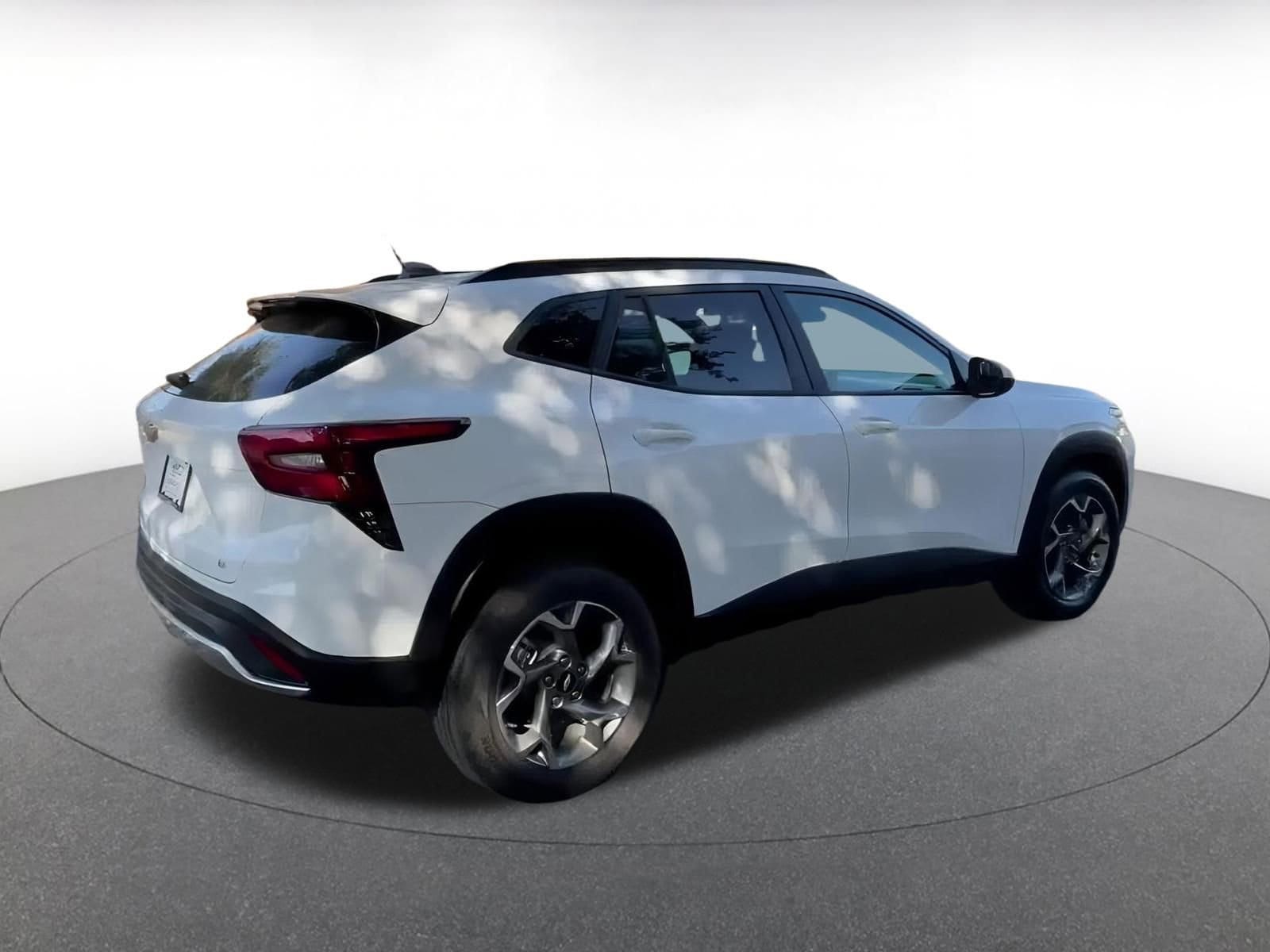 Thumbnail: 2025 Chevrolet Trax - 15