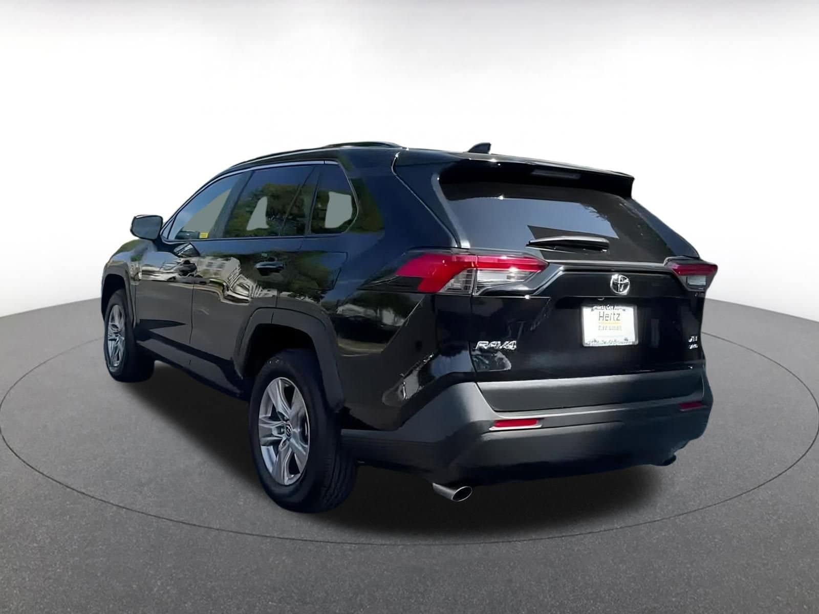 Thumbnail: 2025 Toyota RAV4 - 10