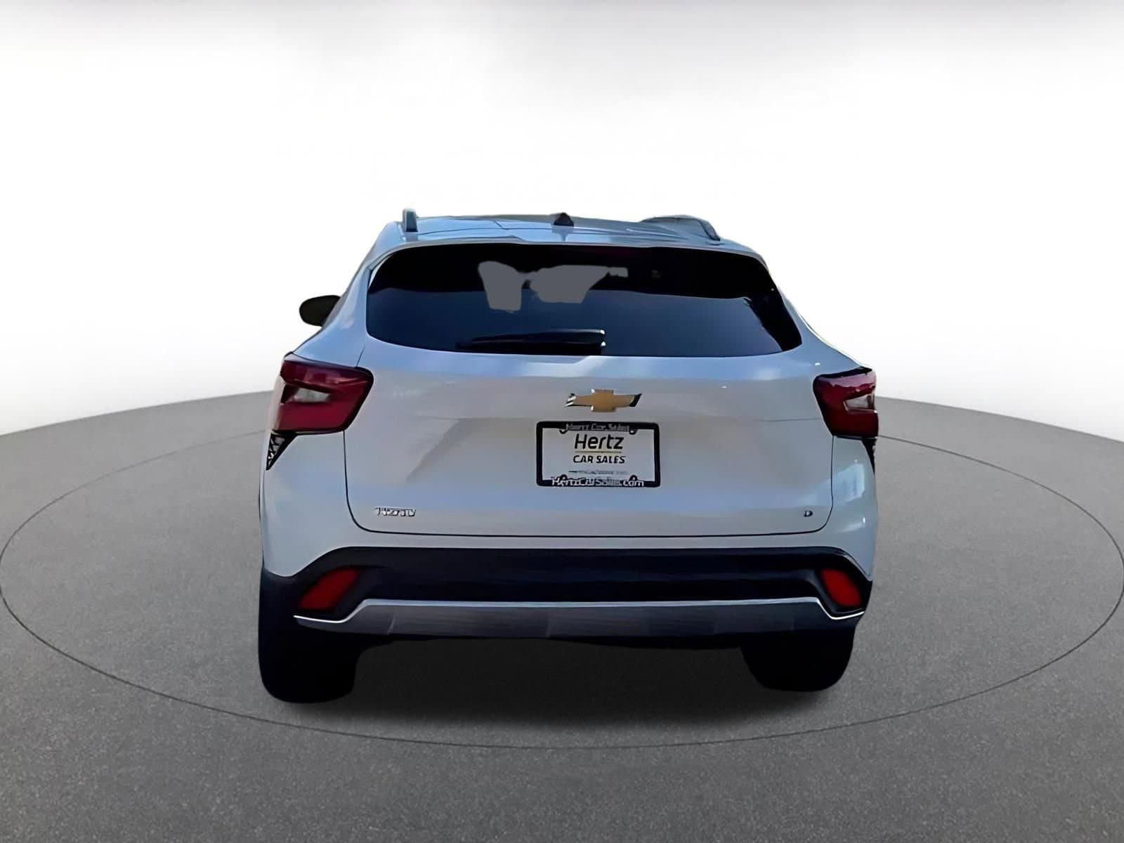 Thumbnail: 2025 Chevrolet Trax - 12