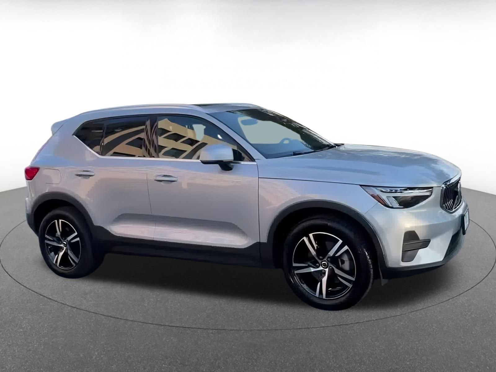 Thumbnail: 2024 Volvo XC40 - 7