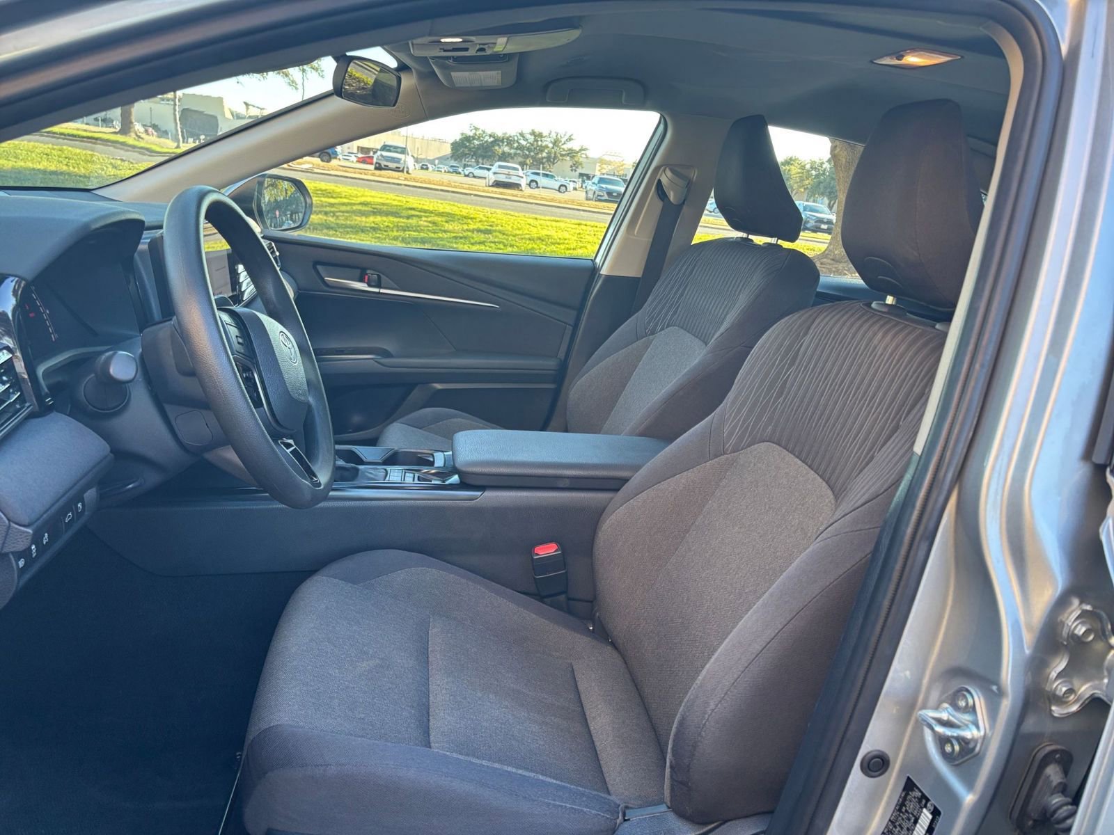 Thumbnail: 2025 Toyota Camry - 30