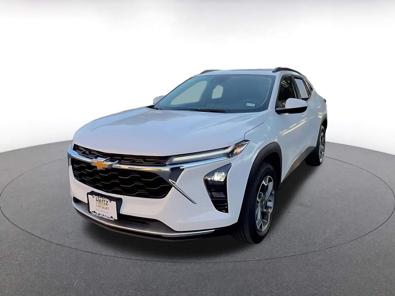 Thumbnail: 2025 Chevrolet Trax - 6