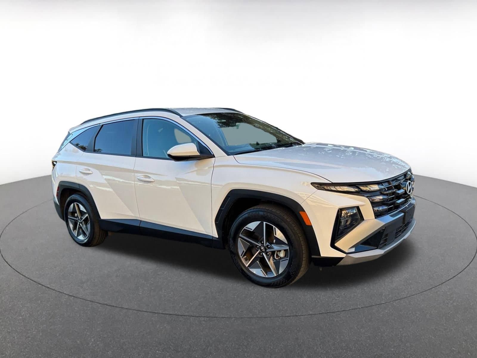 Thumbnail: 2025 Hyundai Tucson - 1