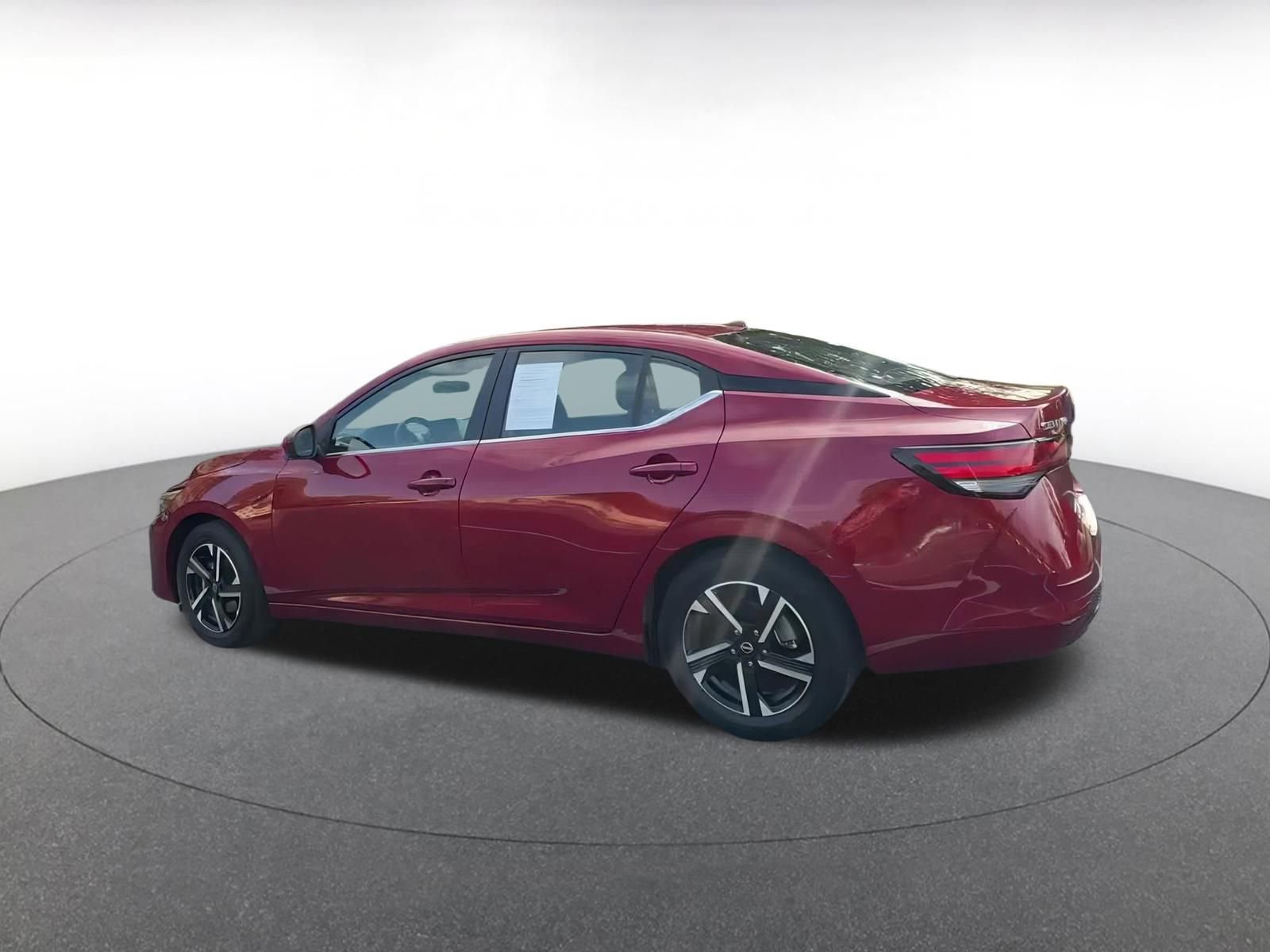 Thumbnail: 2024 Nissan Sentra - 10