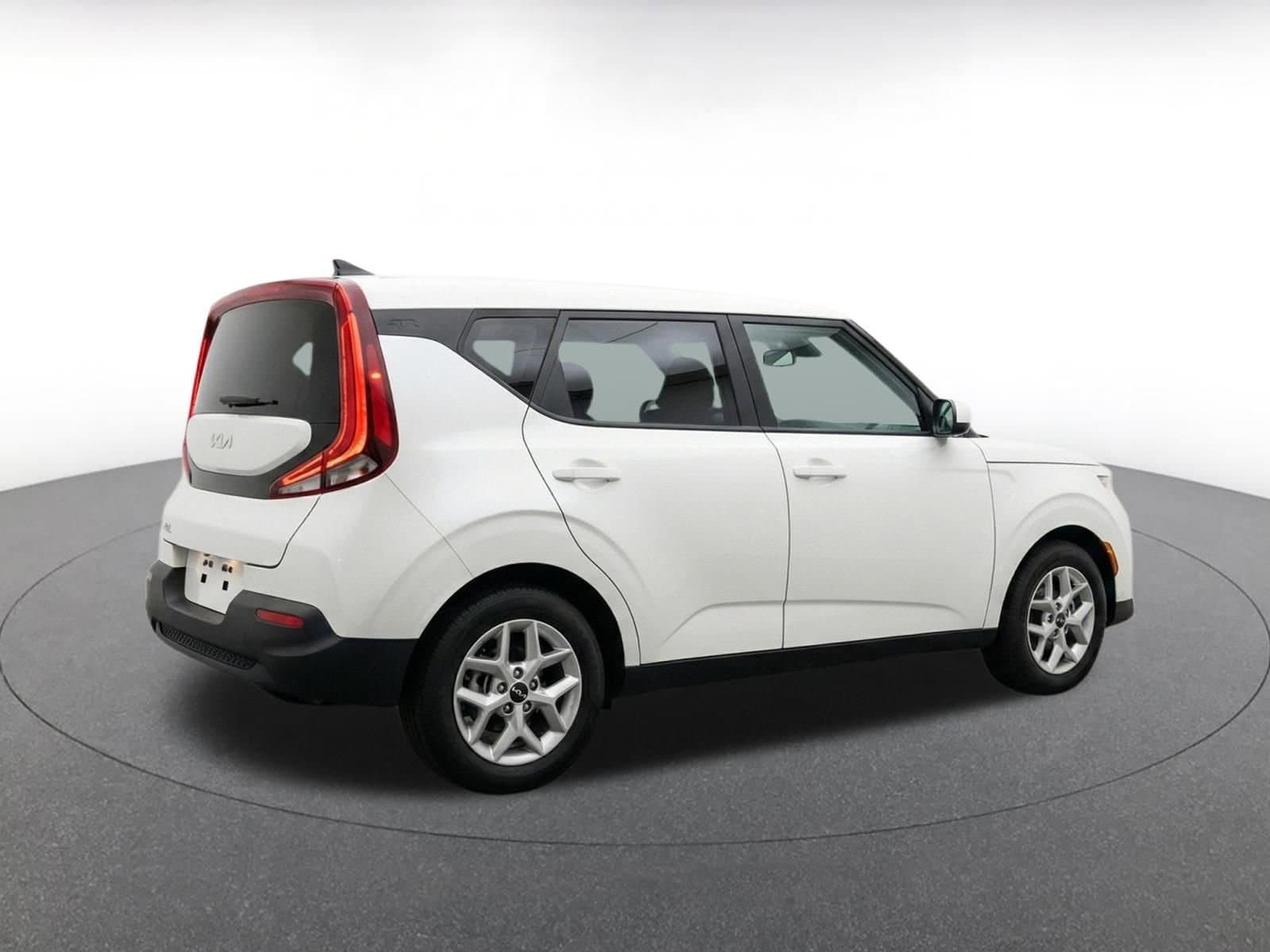 Thumbnail: 2025 Kia Soul - 11